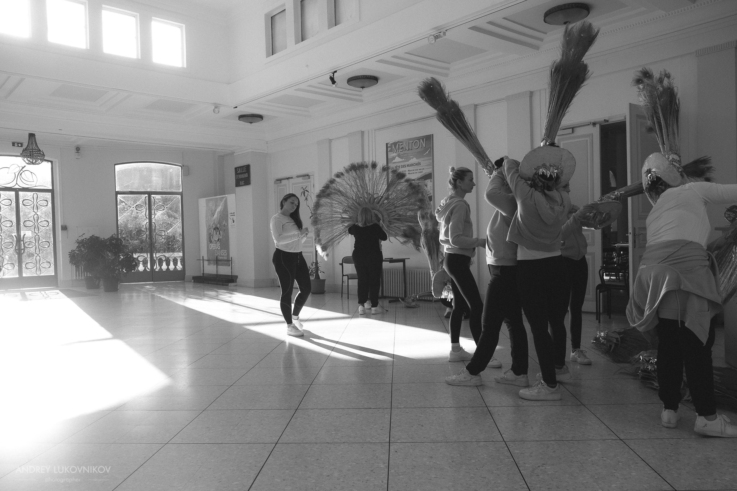 Backstage and carnival photographer in Europe — Spain, France, Italy | Andrey Lukovnikov