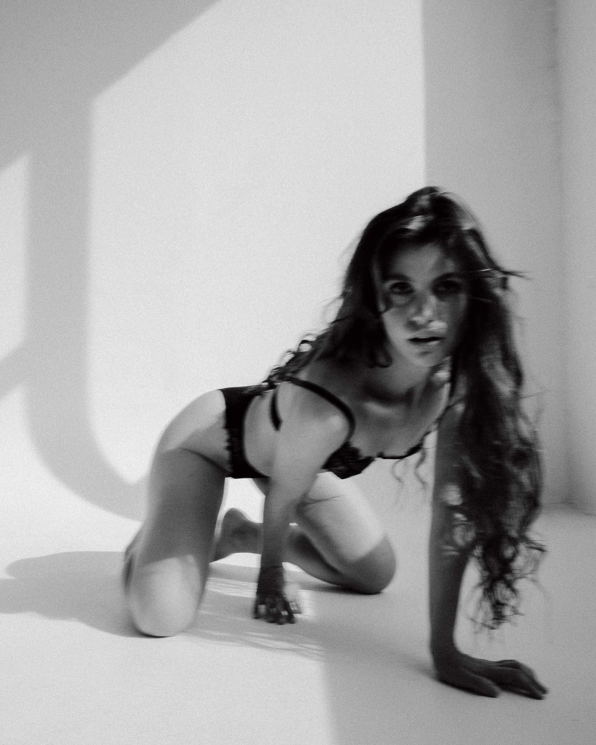 VIKA. Inna Mendelson — Photographer