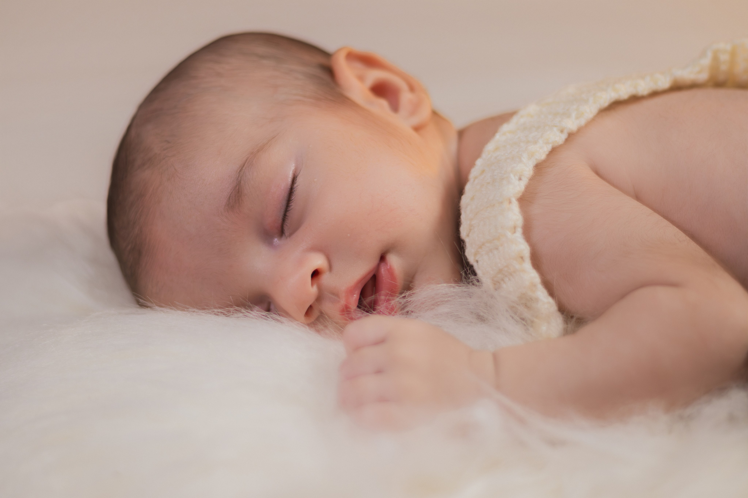 Acompanhamento do Bebê. Fotografia Mensal Infantil. Oukla Estúdio