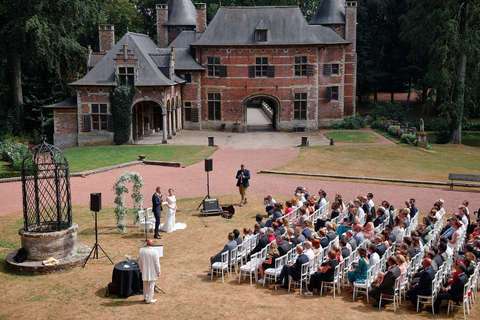 Wedding at Groot-Bijgaarden Castle, Brussels — Destination Wedding Photography Belgium. Bella Vita Weddings — Wedding Photography in Dubai & Destination