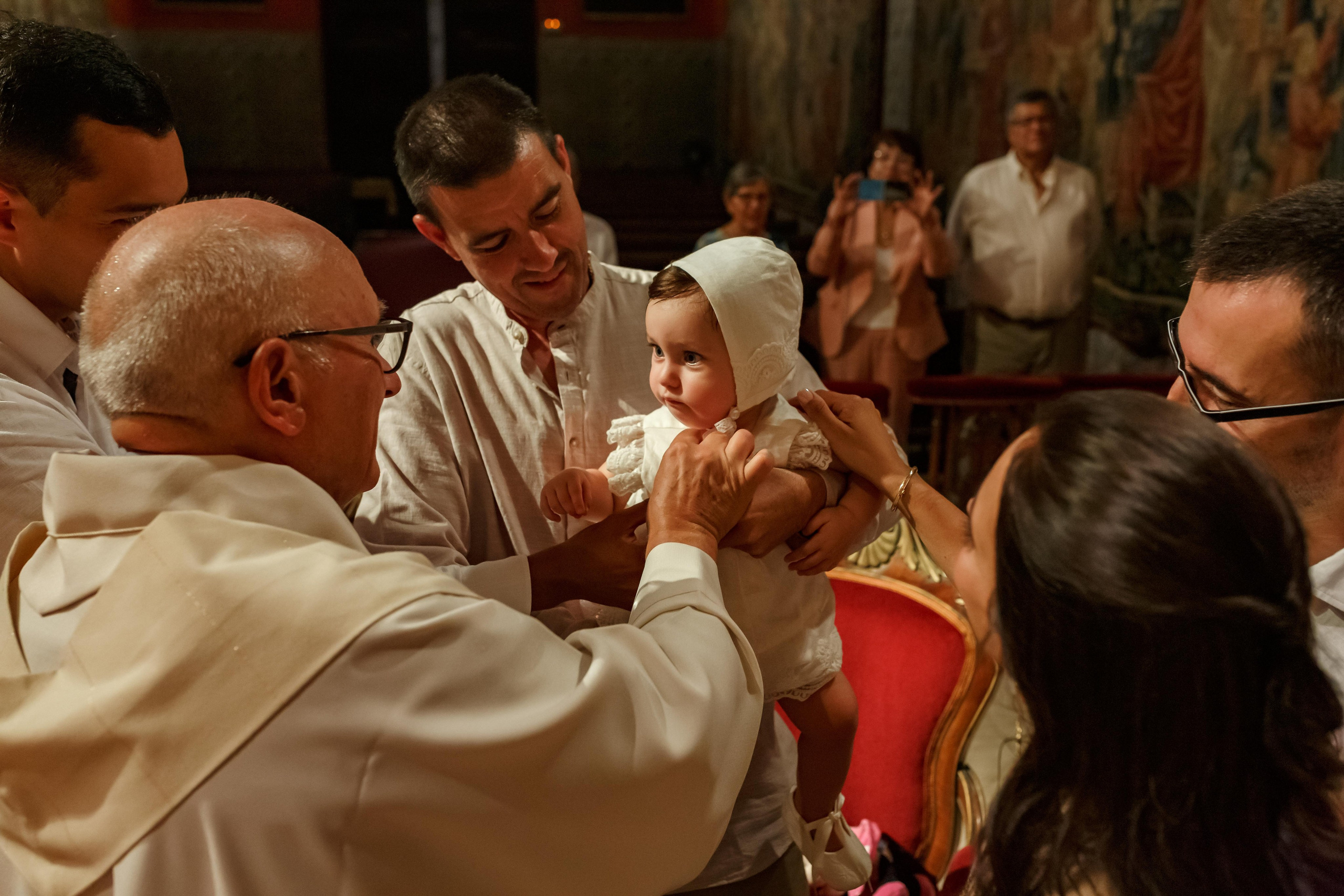 Bautizo con Camilia. Fotógrafo de retrato, familia y reportajes en Valencia | España | Europa Vitalii Lumier