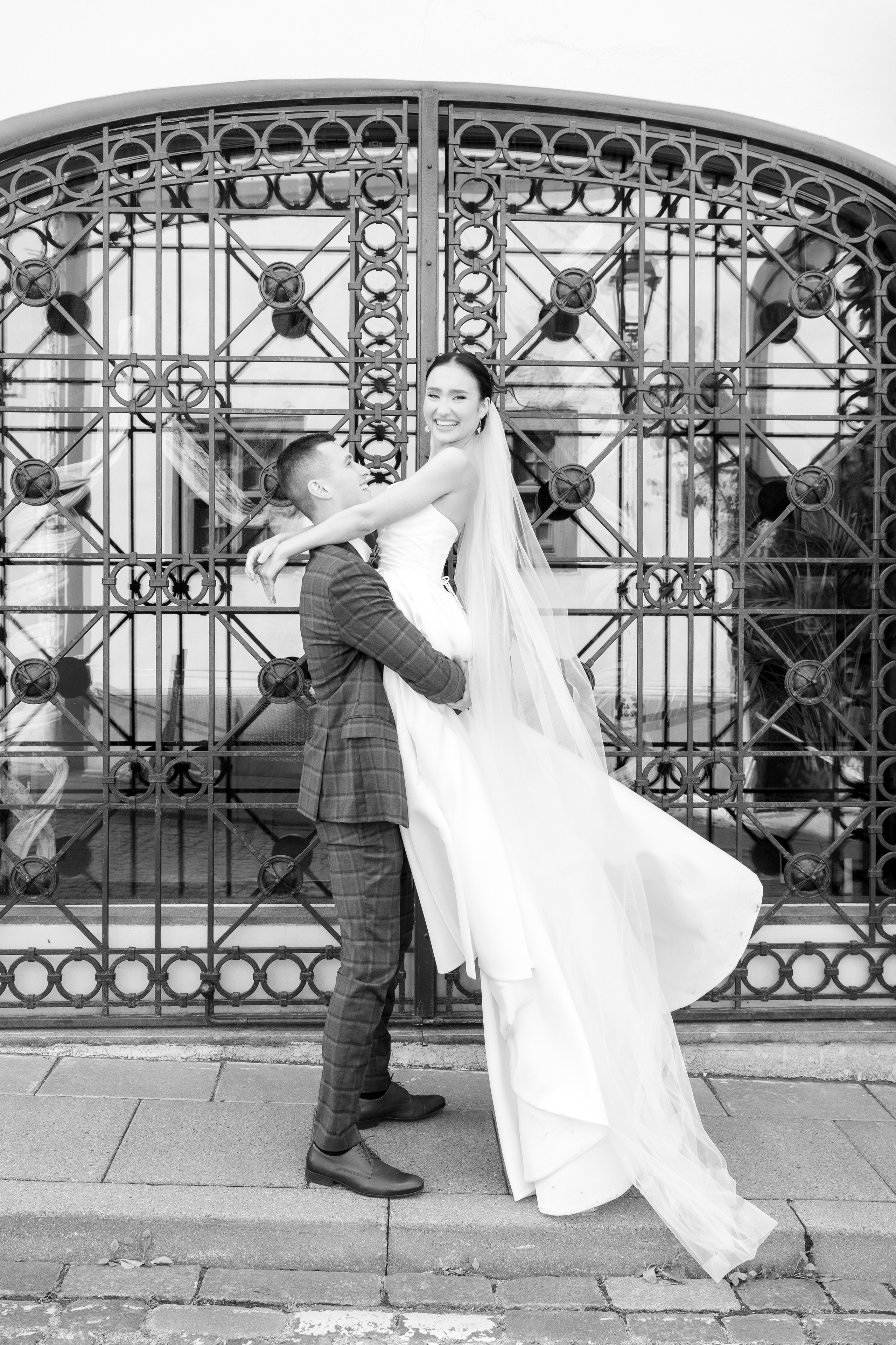 Nuotakos rytas, vestuvės, detalės, emocijos, geriausi rakursai, daug nuotraukų. Aliaksandra Norvilas fotografas Vilnius