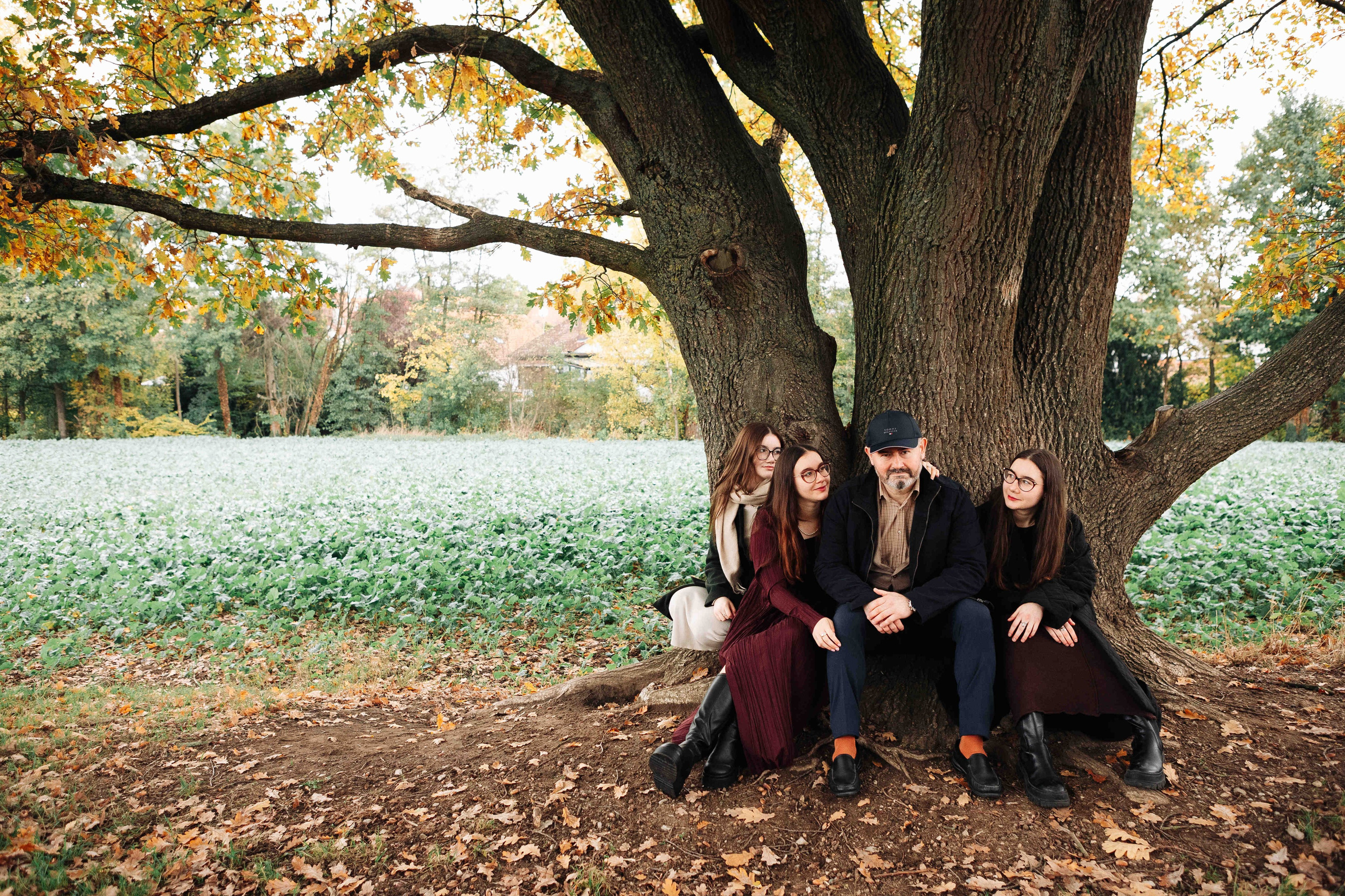 BIG OAK, BIG FAMILY. Https://shi-photo.com/