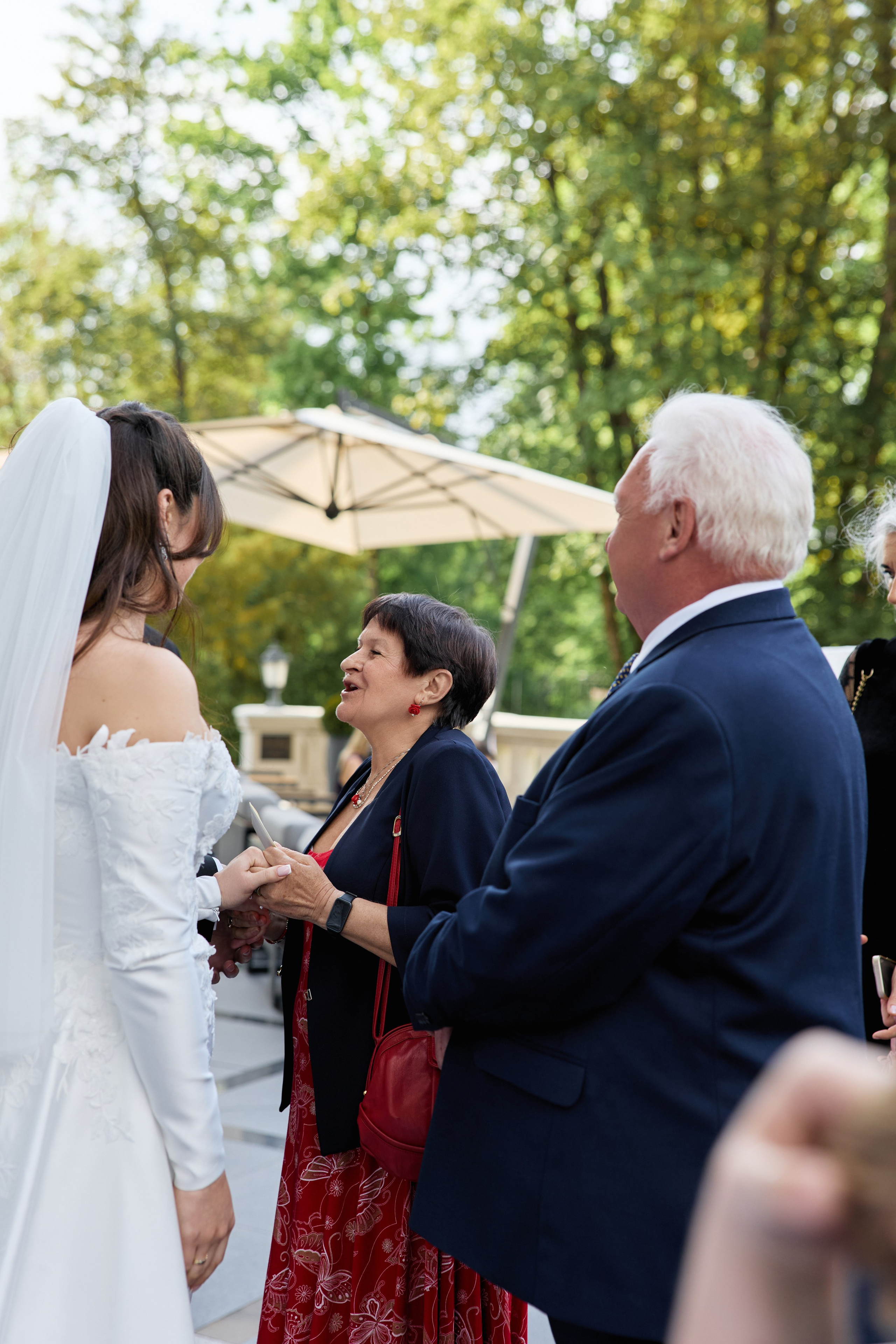 Wiktoria & Kacper. Pałac Goetz. Fotograf ślubny i rodzinny w Krakowie Yana Klymova