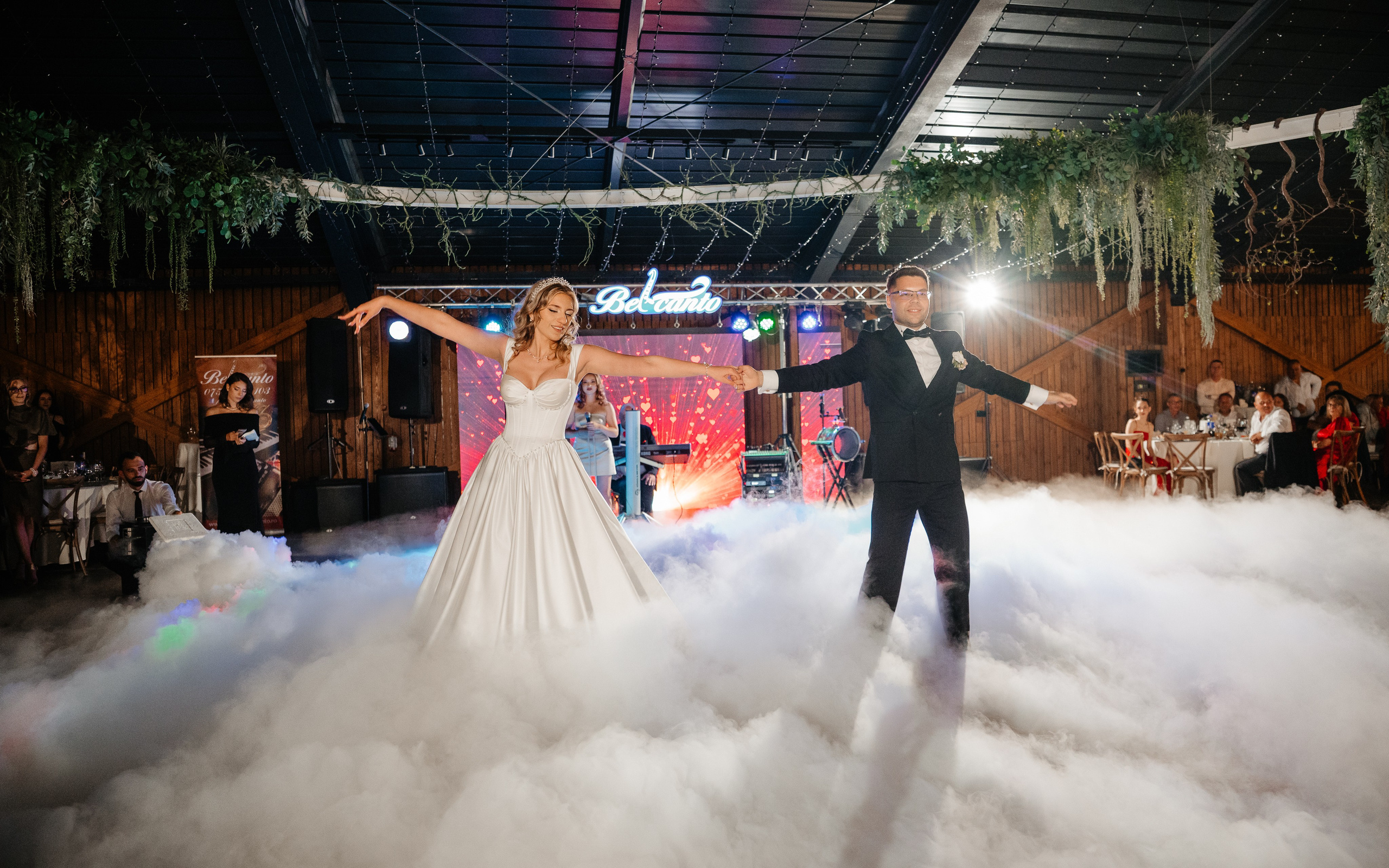 🤎 G a b r i e l a & C o s t i n - Wedding Day Preview. Wedding & Family Photographer