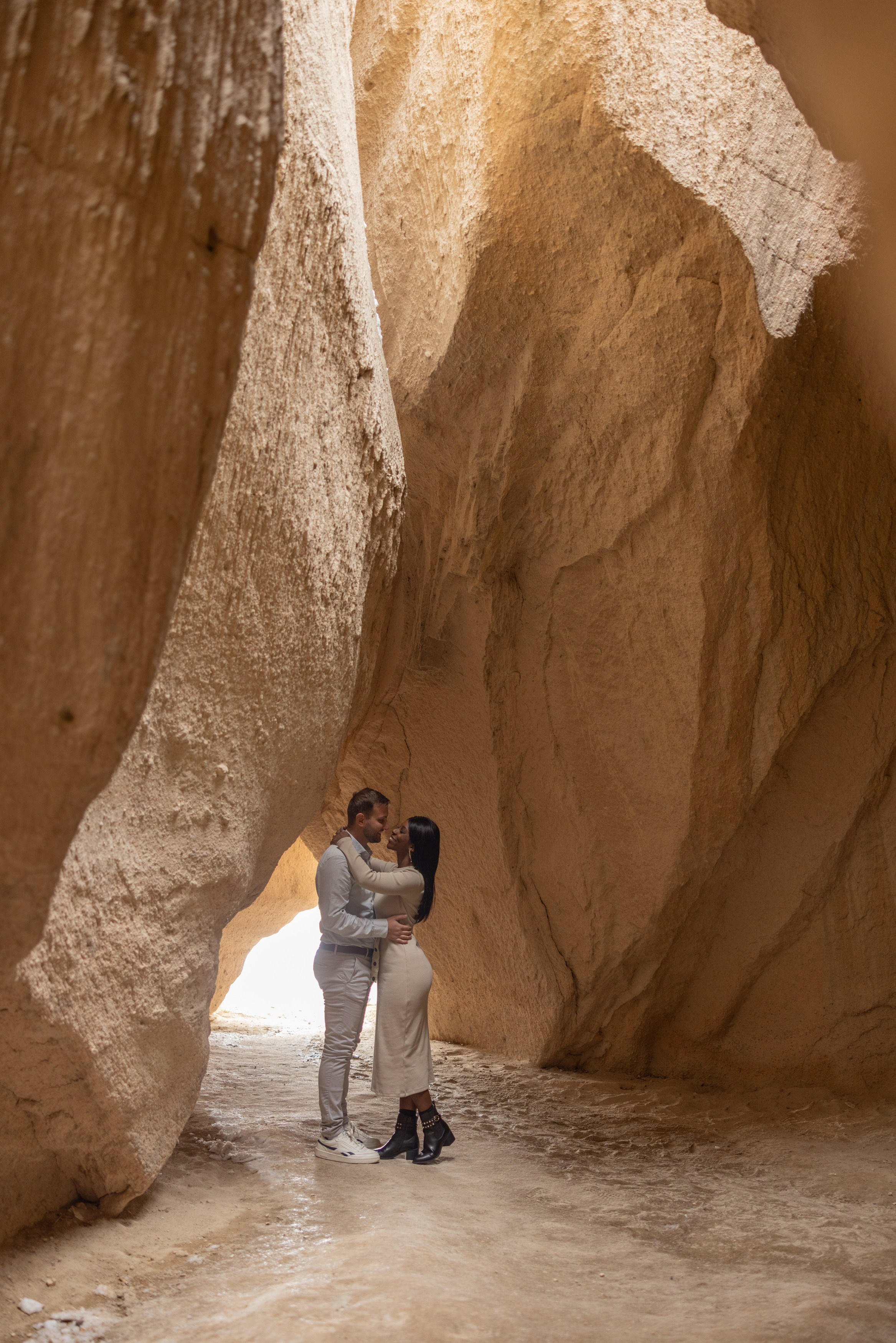 Andrew & Melody. Julia Ganch I Fashion Wedding Photography I Cappadocia Turkey