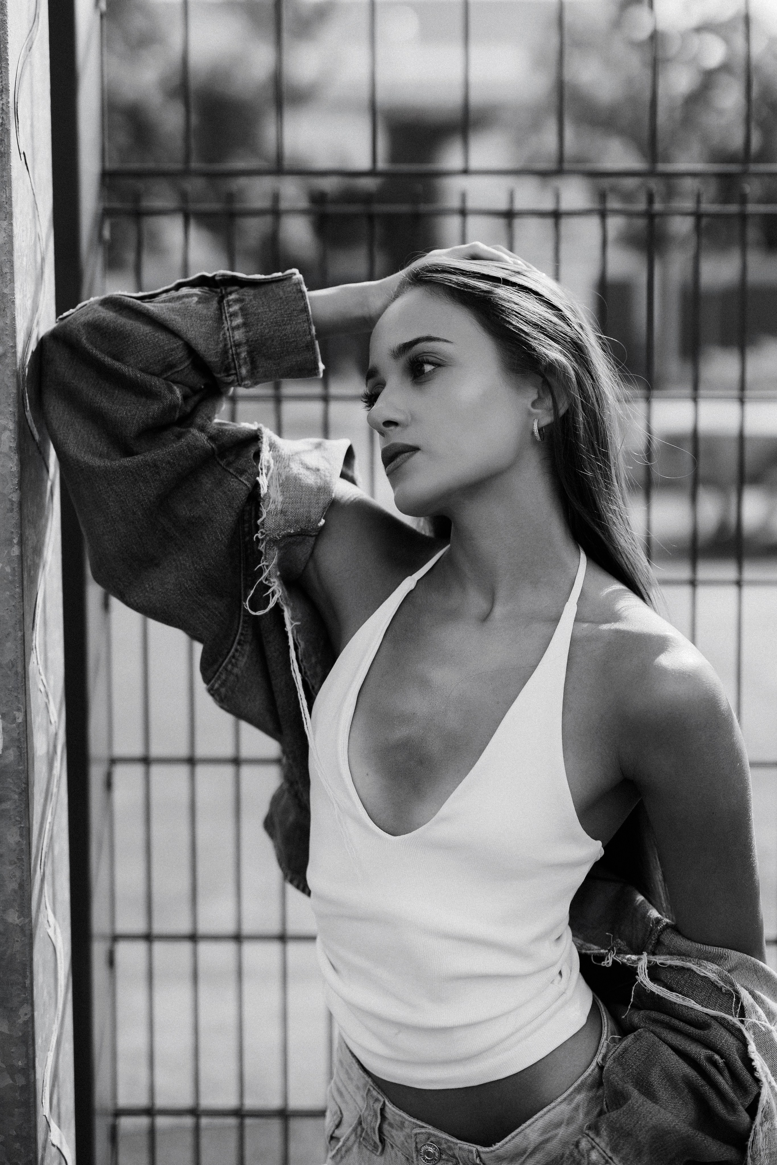 Off Court | Black & White Fashion Portraits in Leipzig. Кристина Кожельцова — чёрно-белая портретная фотография в Лейпциге. Германия