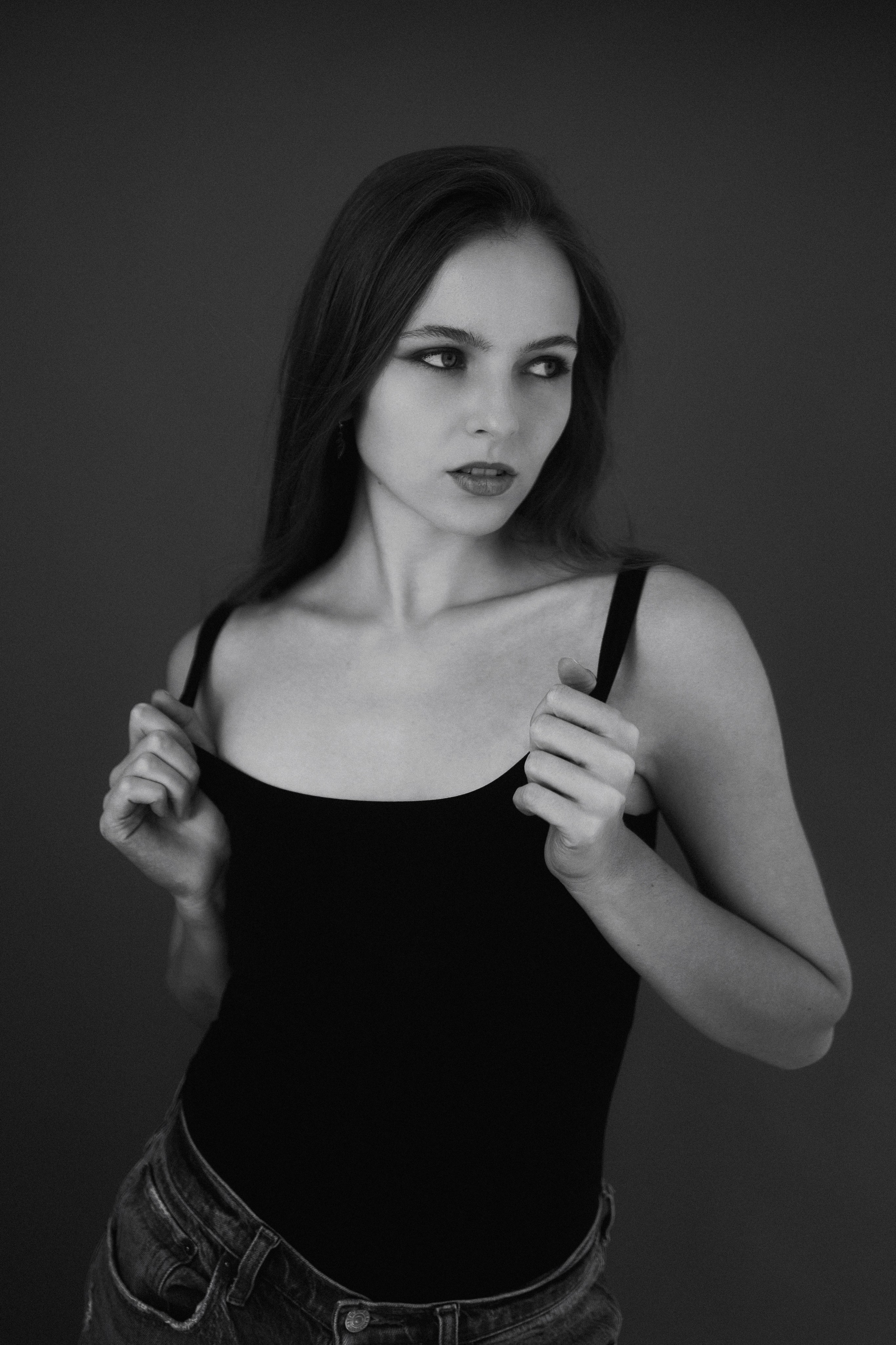 Black & White Studio Series. Кристина Кожельцова — чёрно-белая портретная фотография в Лейпциге. Германия