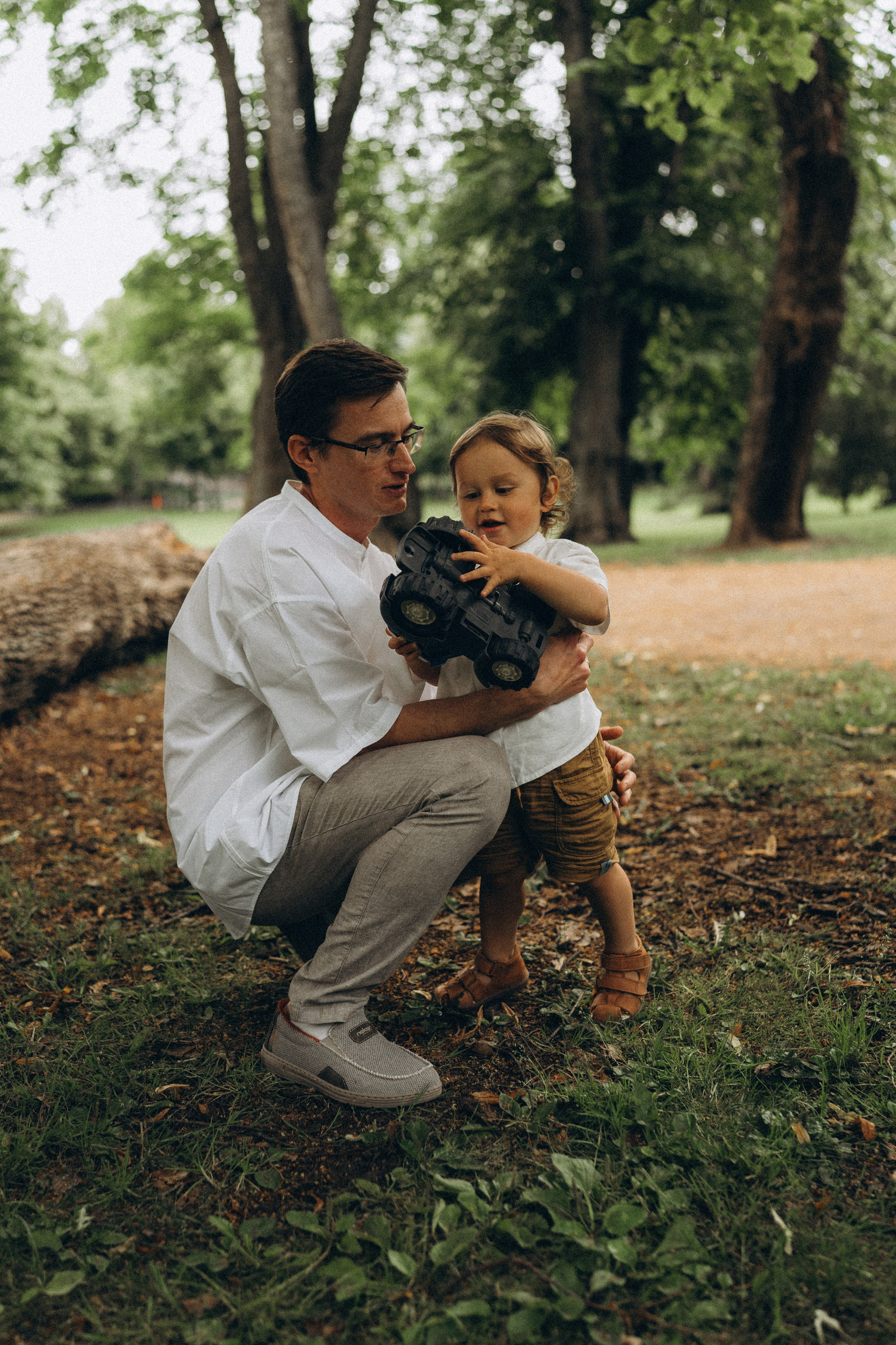 Kaivopuisto. Wedding and potrait photographer in Helsinki Vickan O
