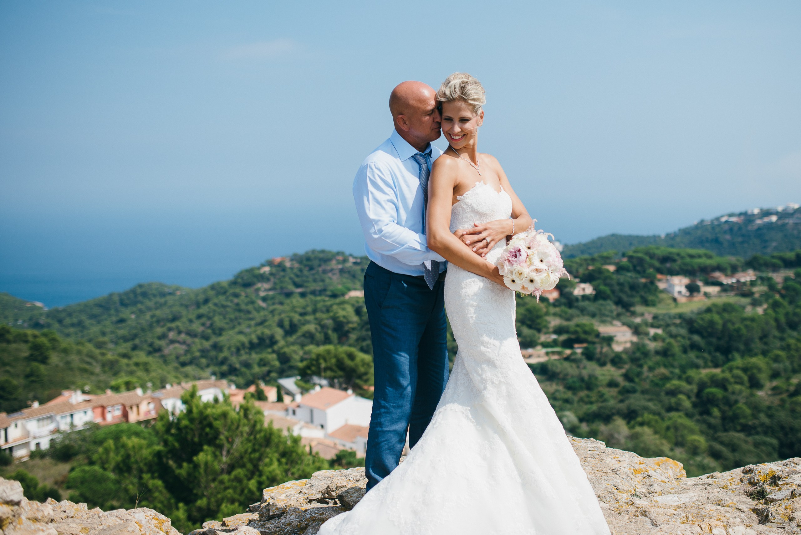 Boda de Aleksandr&Julia en Mas Falet 1682. Fotógrafo profesional Bilbao