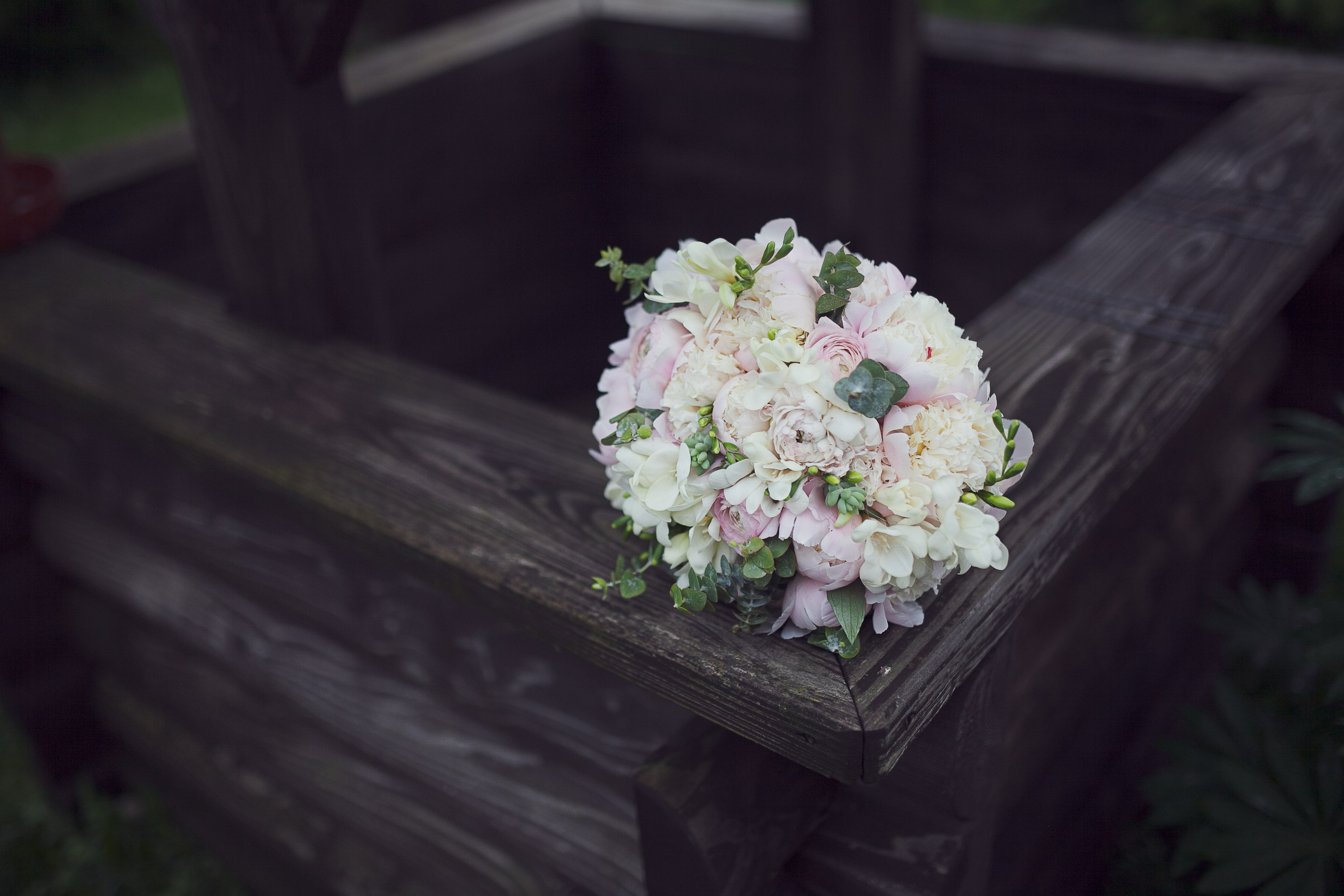 Robert & Andriana, Lviv. Denny Savon — Photographer in Santorini | Weddings, Love Stories & Flying Dress