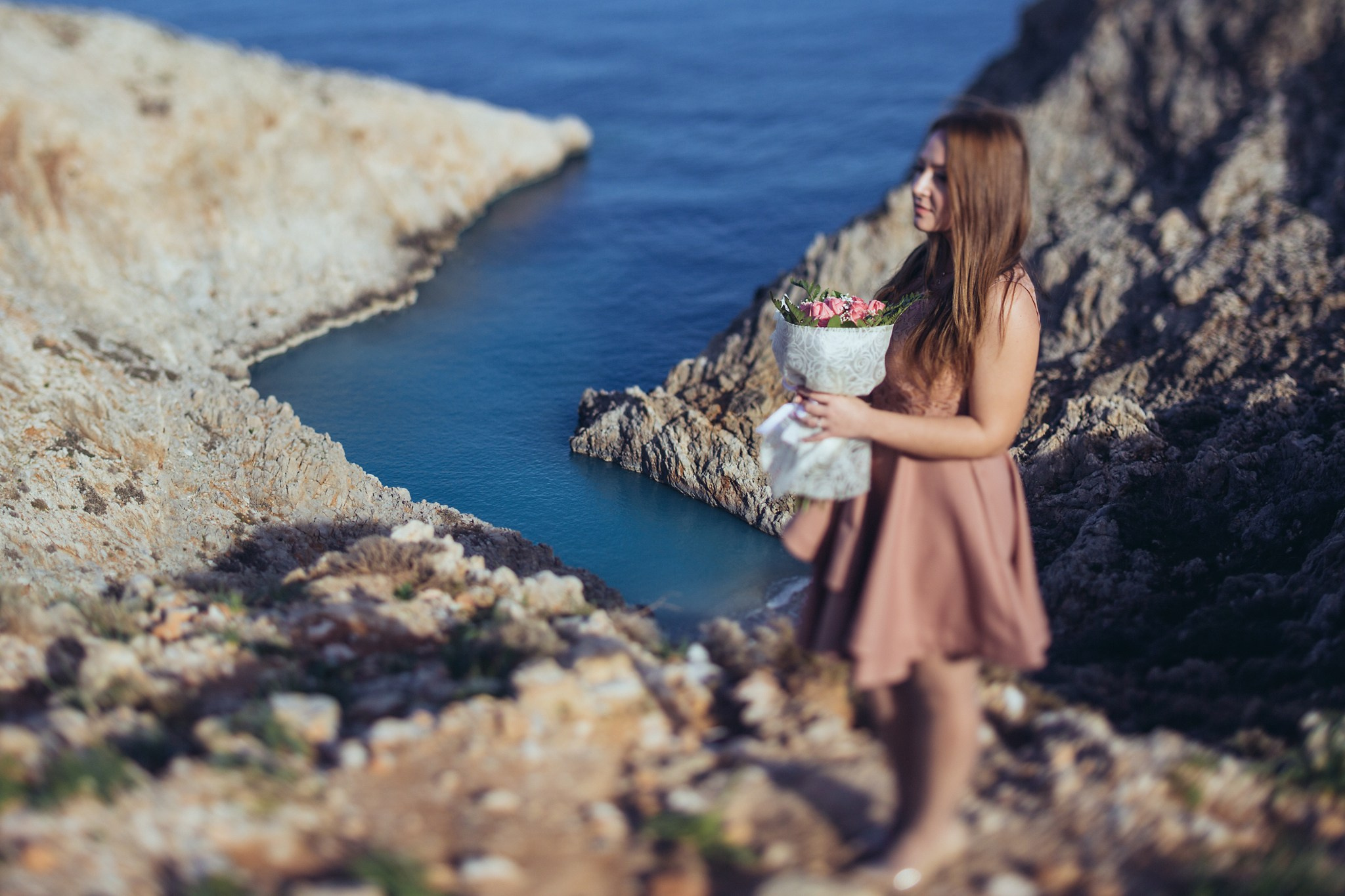 Ronalds & Svetlana, Crete. Denny Savon — Photographer in Santorini | Weddings, Love Stories & Flying Dress