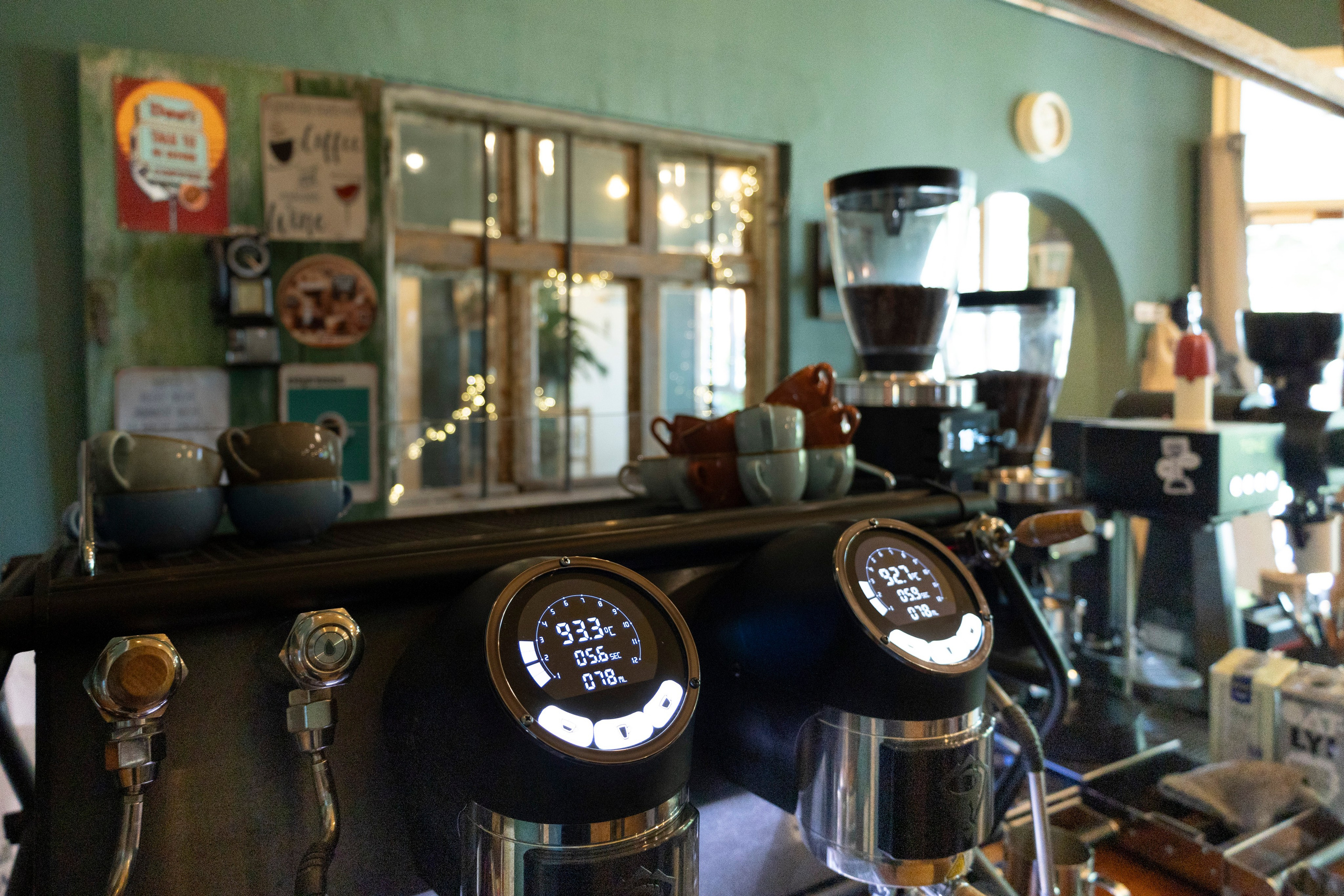 Cafe. Photographer in Munich