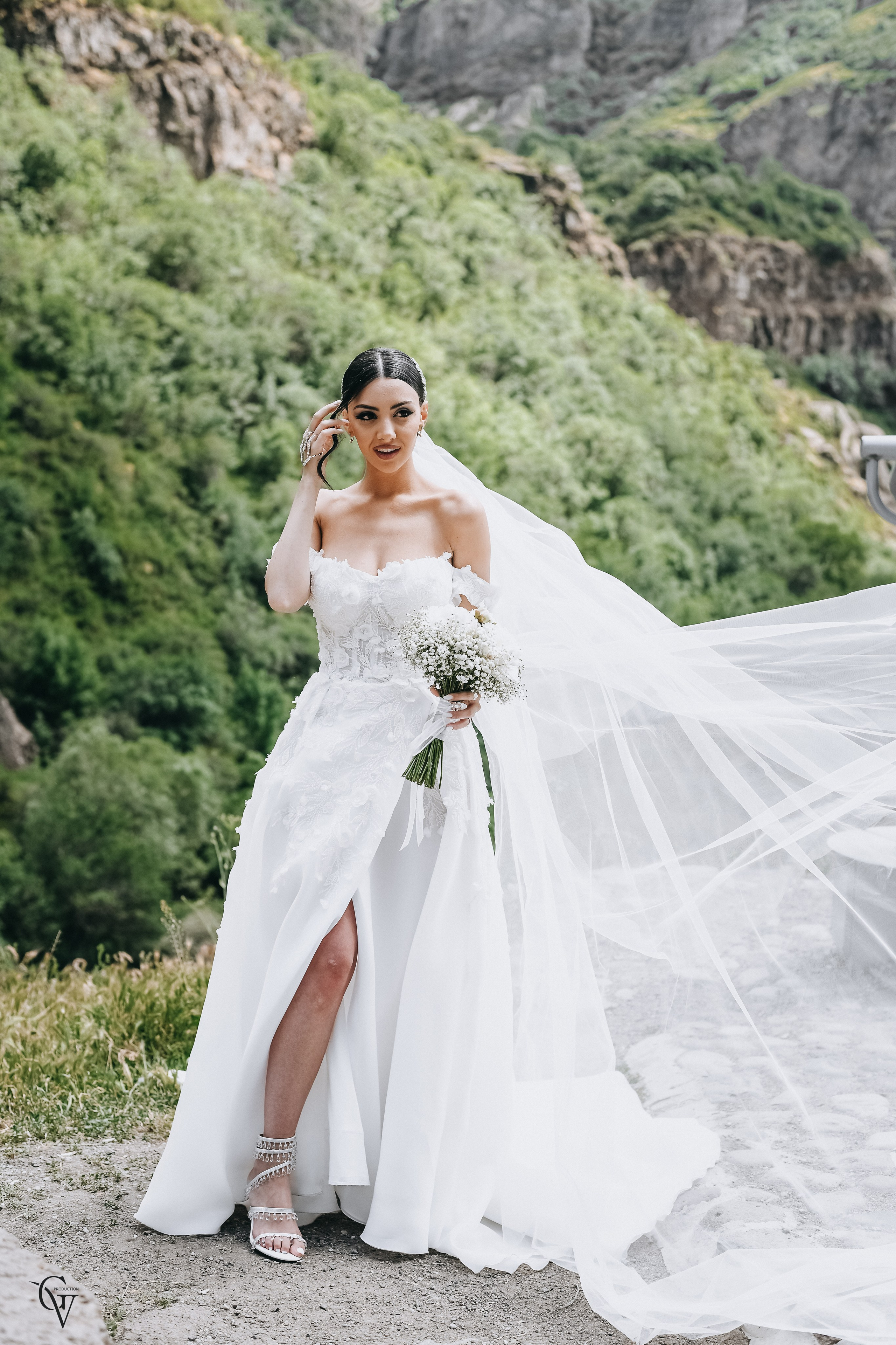 Свадебная фотосессия в Гарни. Свадебные фото и видео сьемки в Армении и во всем мире!!! Фотогаф в Ереване!!!