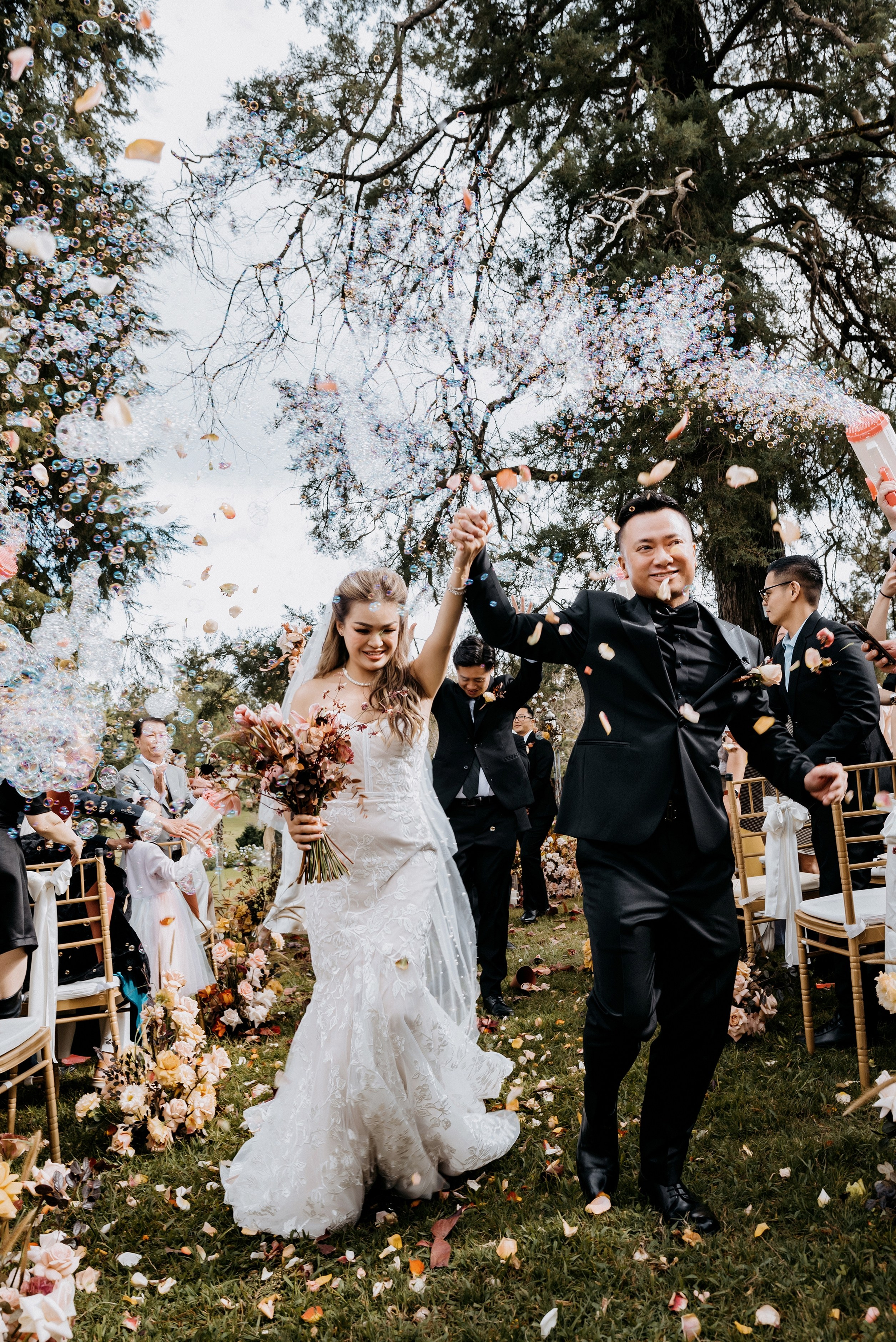 JESSE & MIMI / The Vows. Nhiếp ảnh gia đám cưới hàng đầu tại Thành Phố Hồ Chí Minh