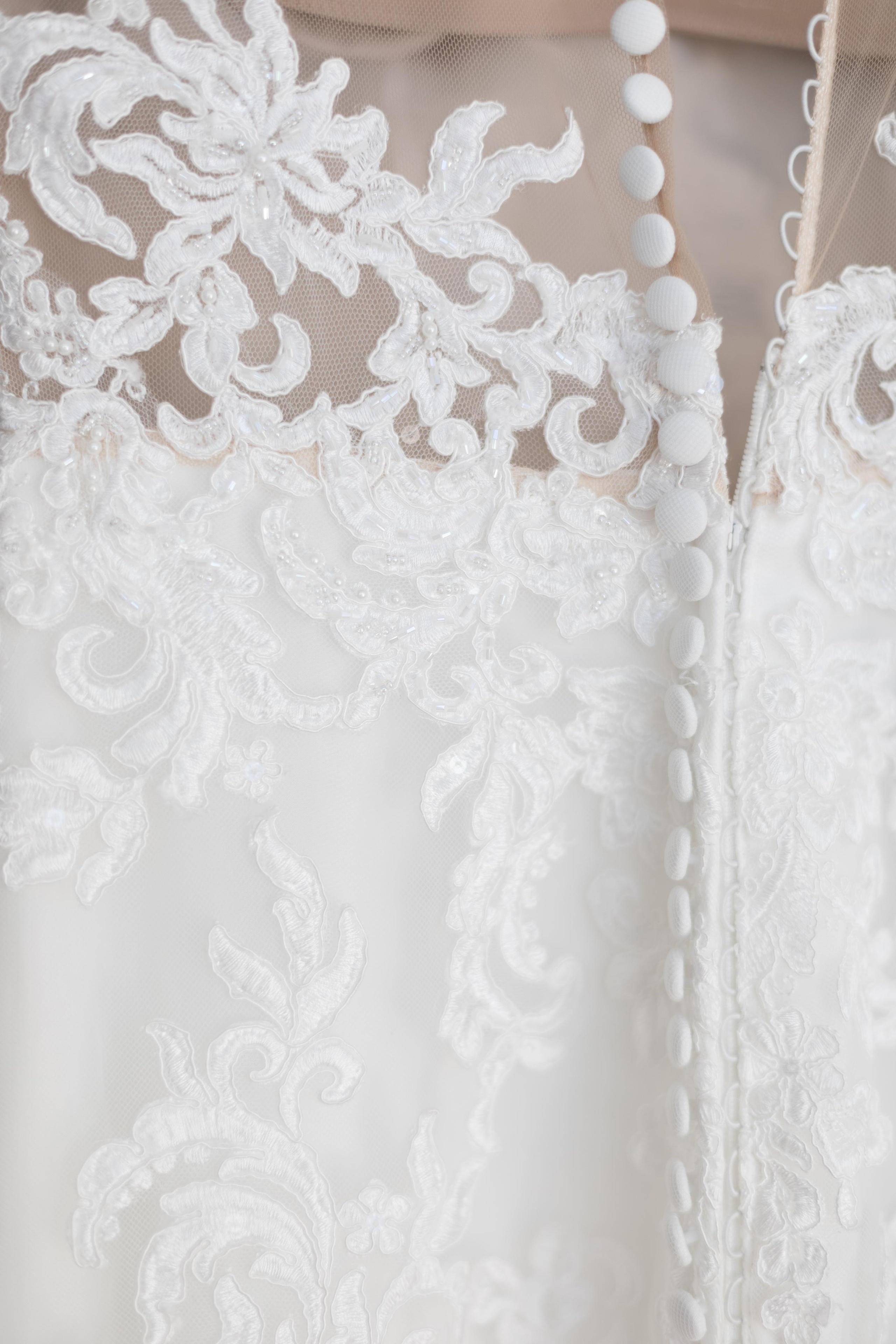 Wedding photoshoot in Crown Plaza, Limassol, Cyprus