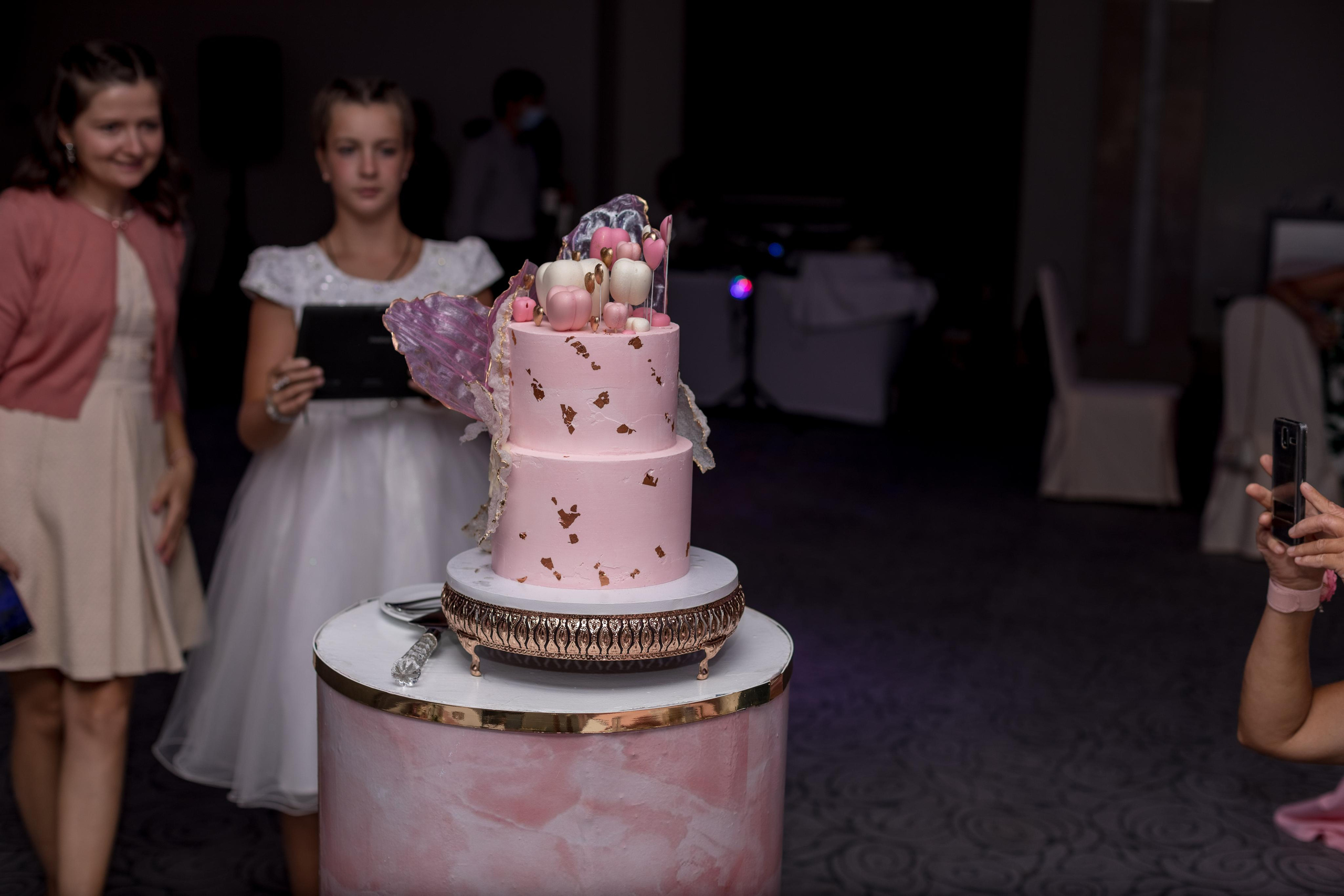 Wedding photoshoot in Crown Plaza, Limassol, Cyprus