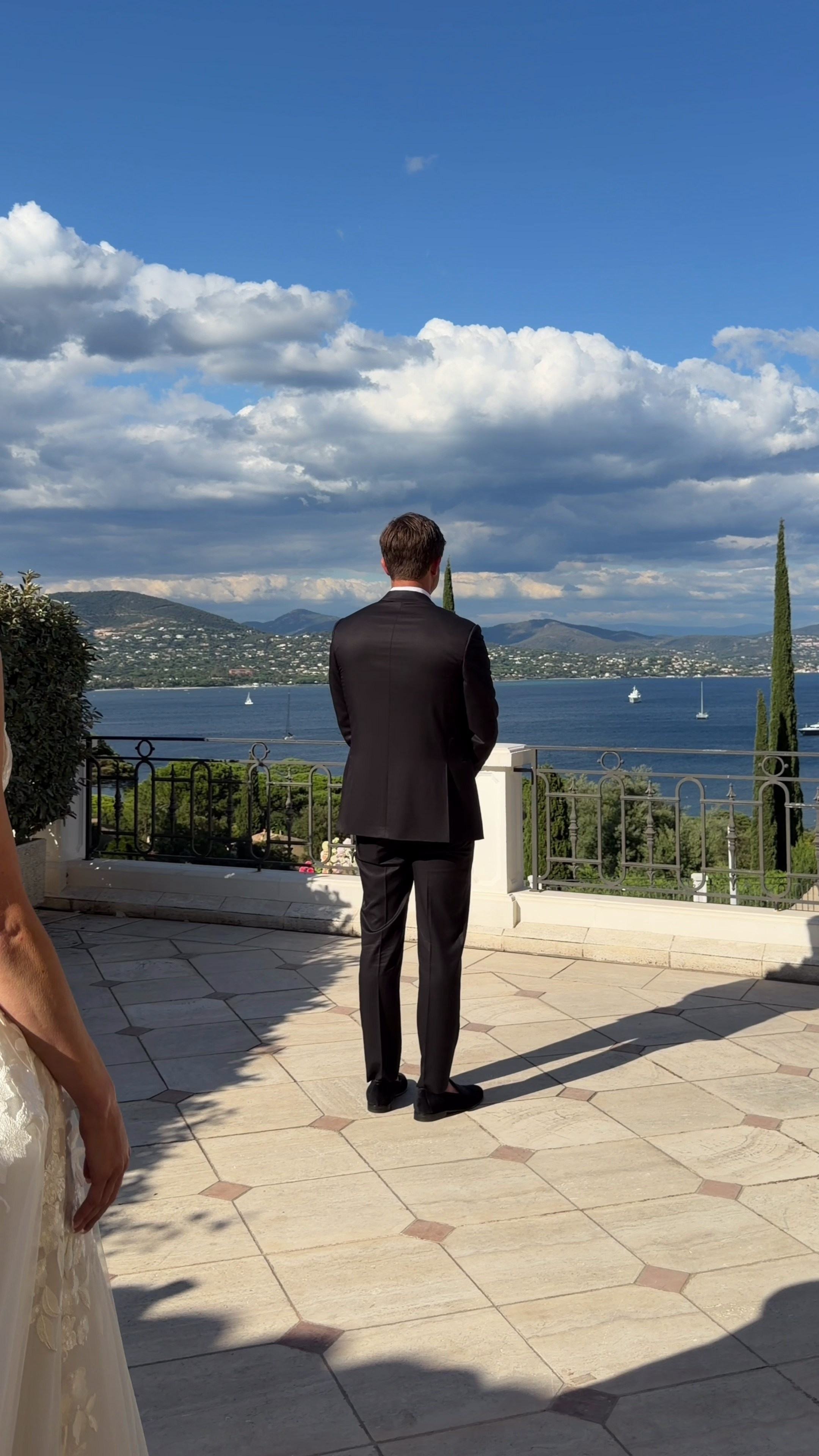 CONTENT CREATION. ALEX ZARIES, WEDDING VIDEOGRAPHER