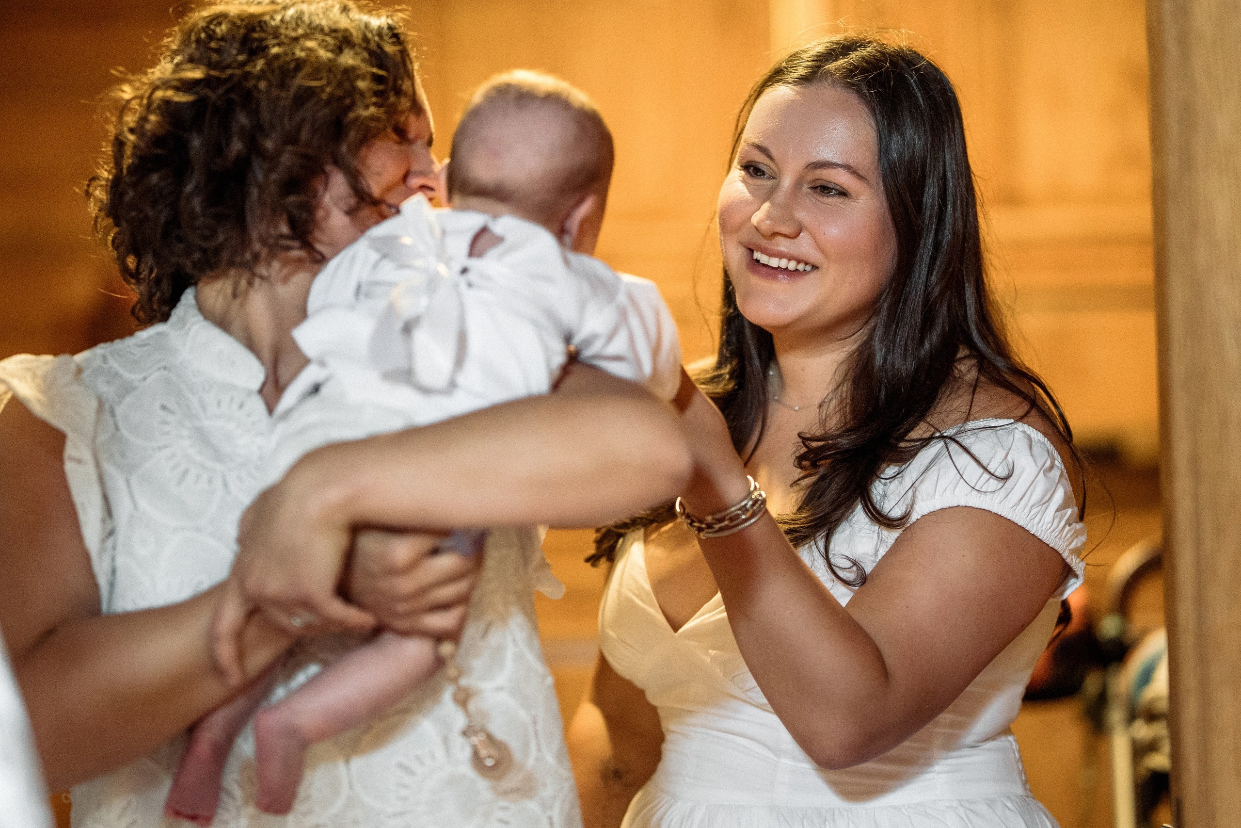 Stella’s baptism. Alisa Tant — Family and newborn photographer Bucks County, Montgomery county, Philadelphia, NJ