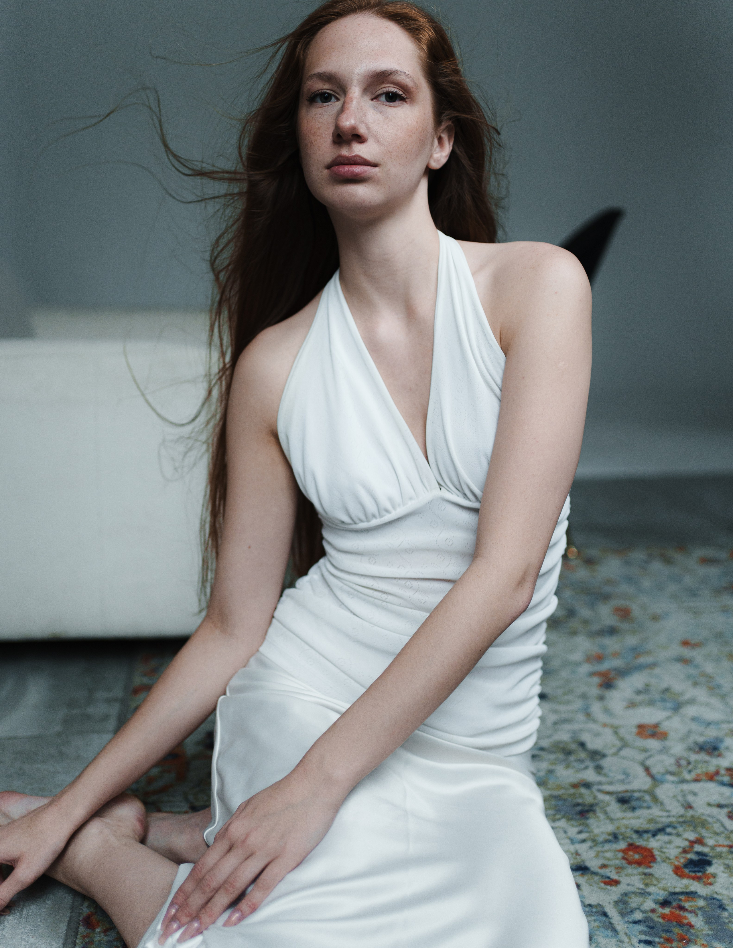 #E45 Nocturne portrait. Alisha Geva | Contemporary fashion women’s portrait Dubai