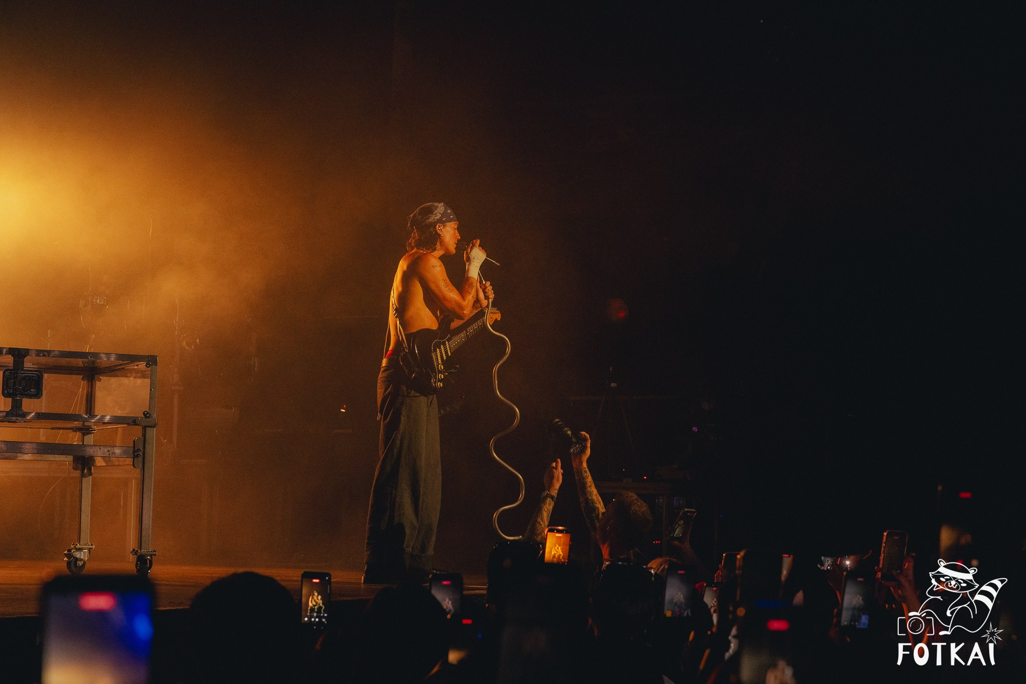 LANY — Concert Photos at Sala Razzmatazz, Barcelona, Spain 2026 | FOTKAI