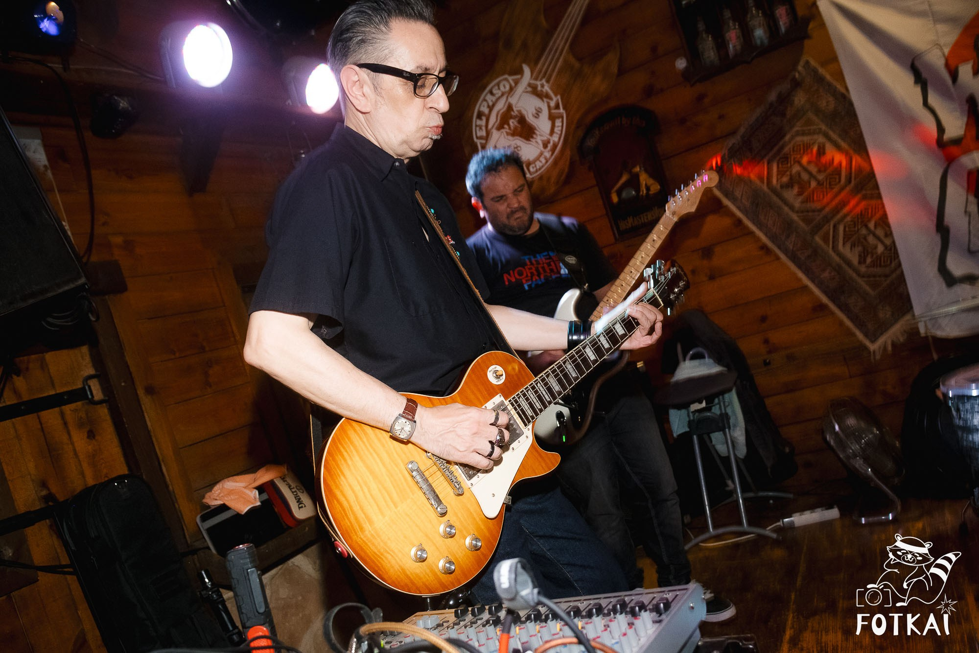 Dirty Picks — Concert Photos at El Paso Bar, Torrevieja, 2026 | FOTKAI