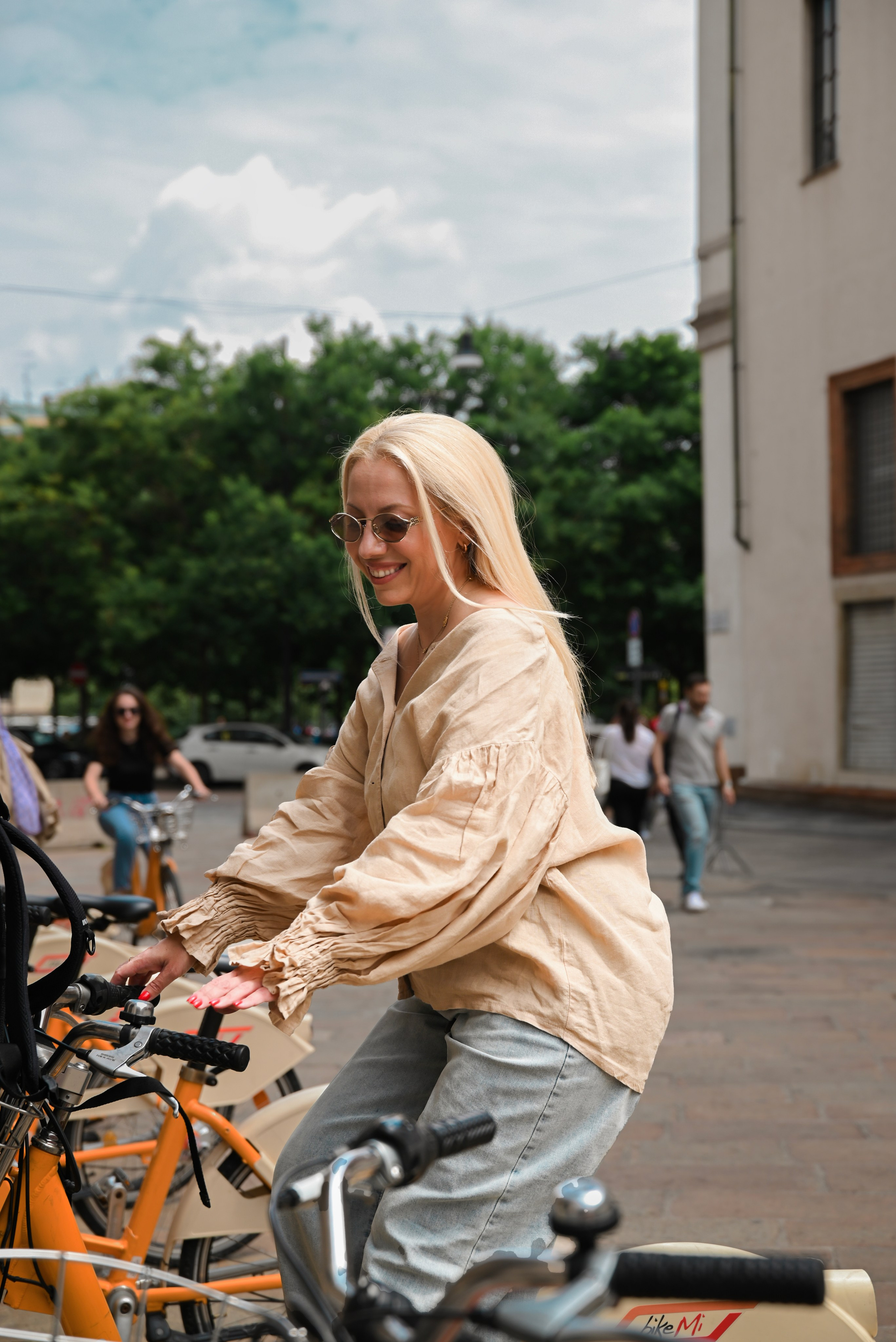 Walking in the center of Milan