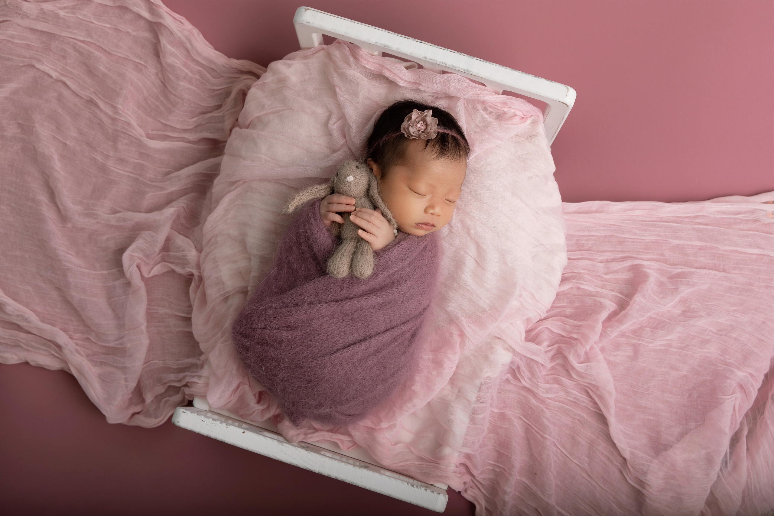 Newborn Classic. Family photographer in Bay Area, California