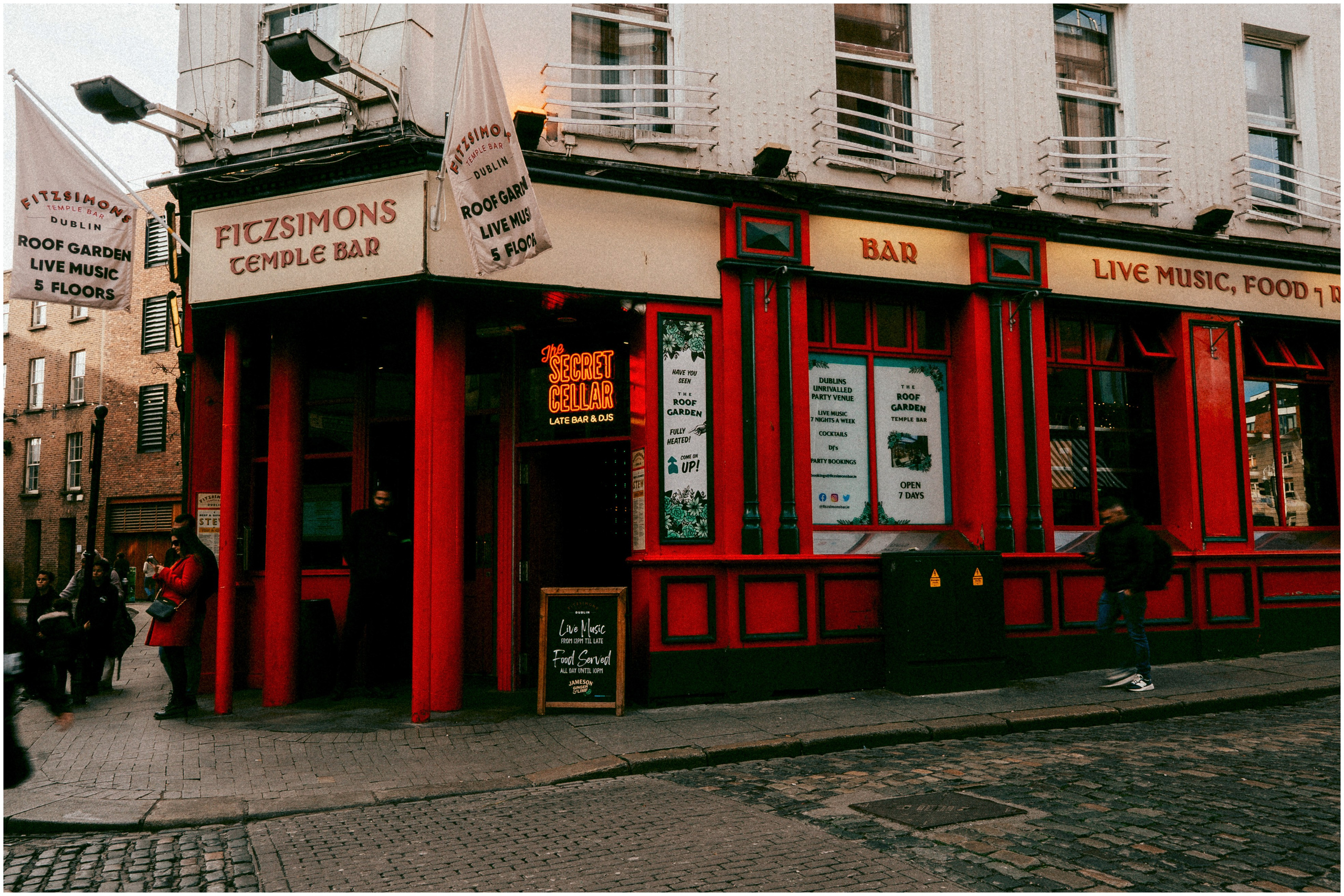 IRELAND. Inna Mendelson — Photographer