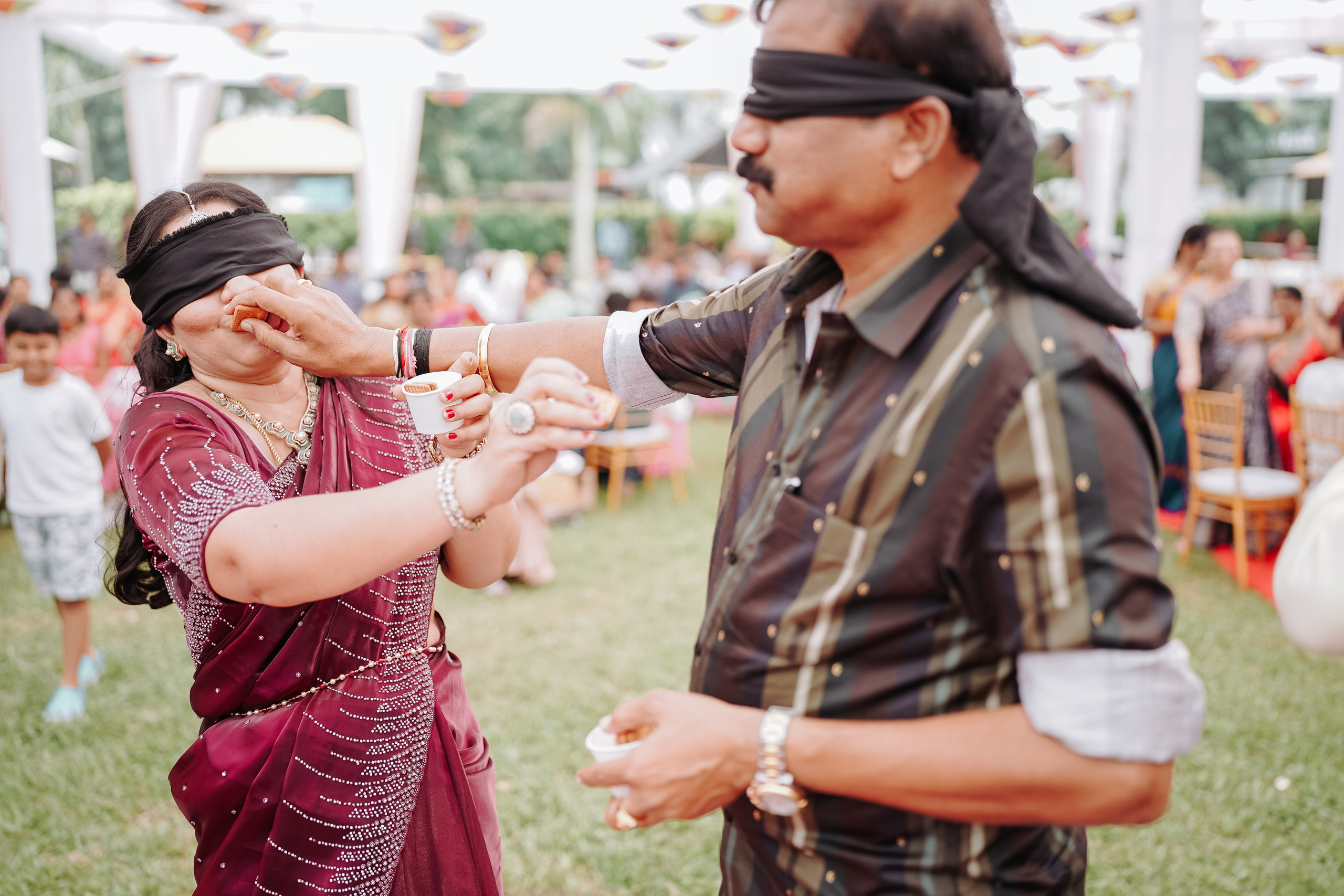 HALDI & MEHANDI. Wedding photographer Stalen Robert