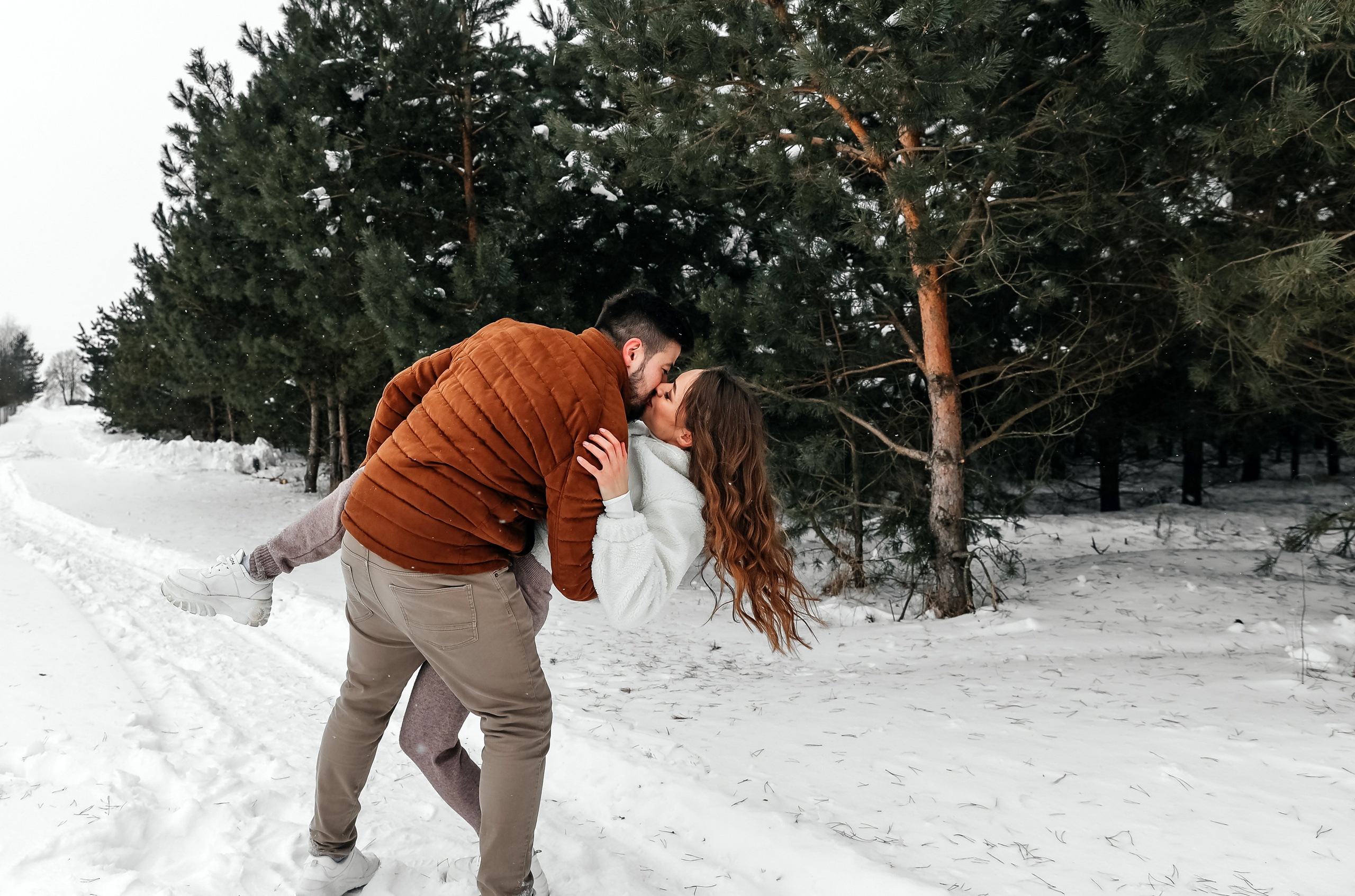Winter walk. Wedding photographer in Florida