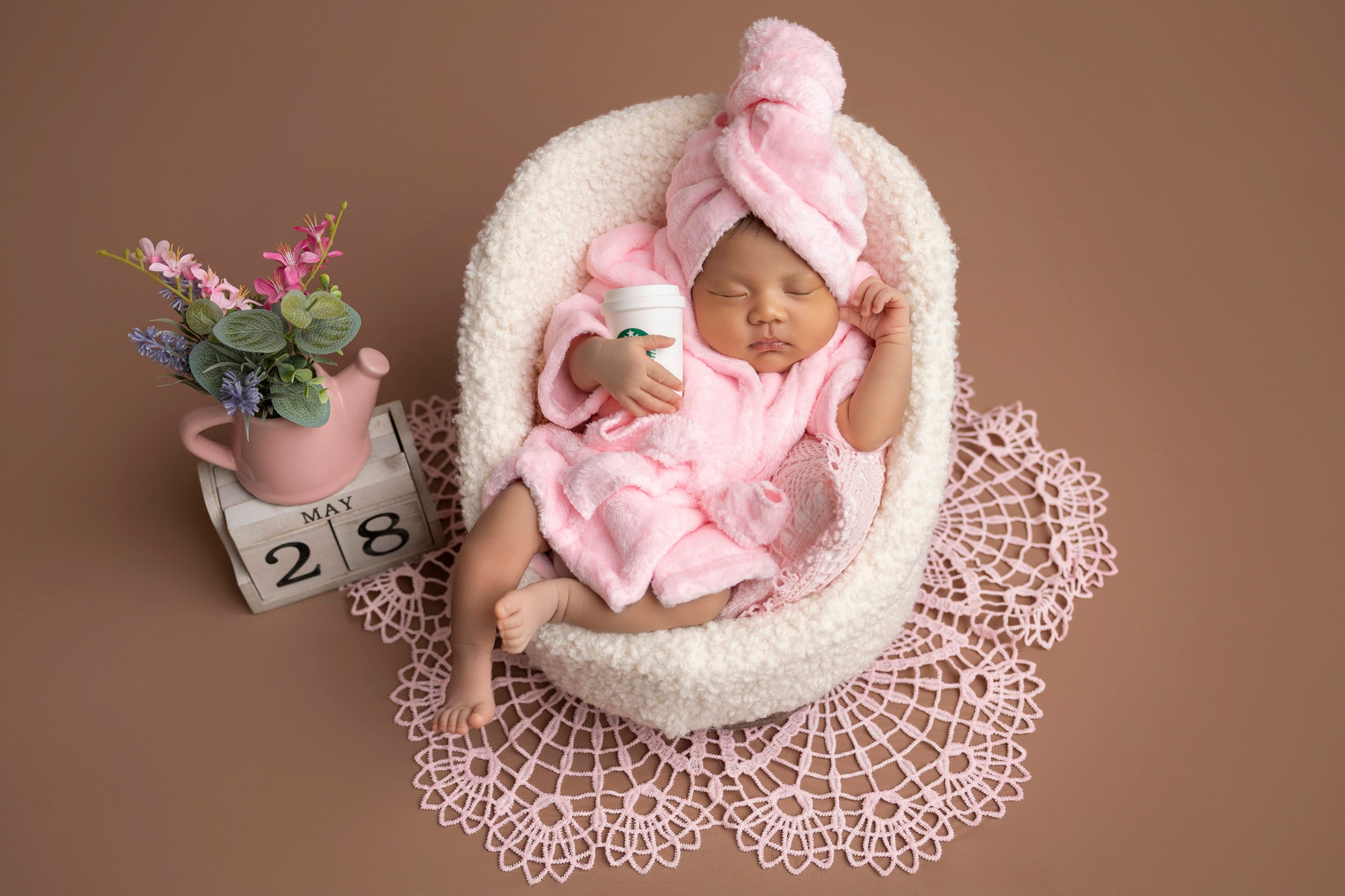 Newborn photos. Newborn photographer in Tampa Bay Area, FL