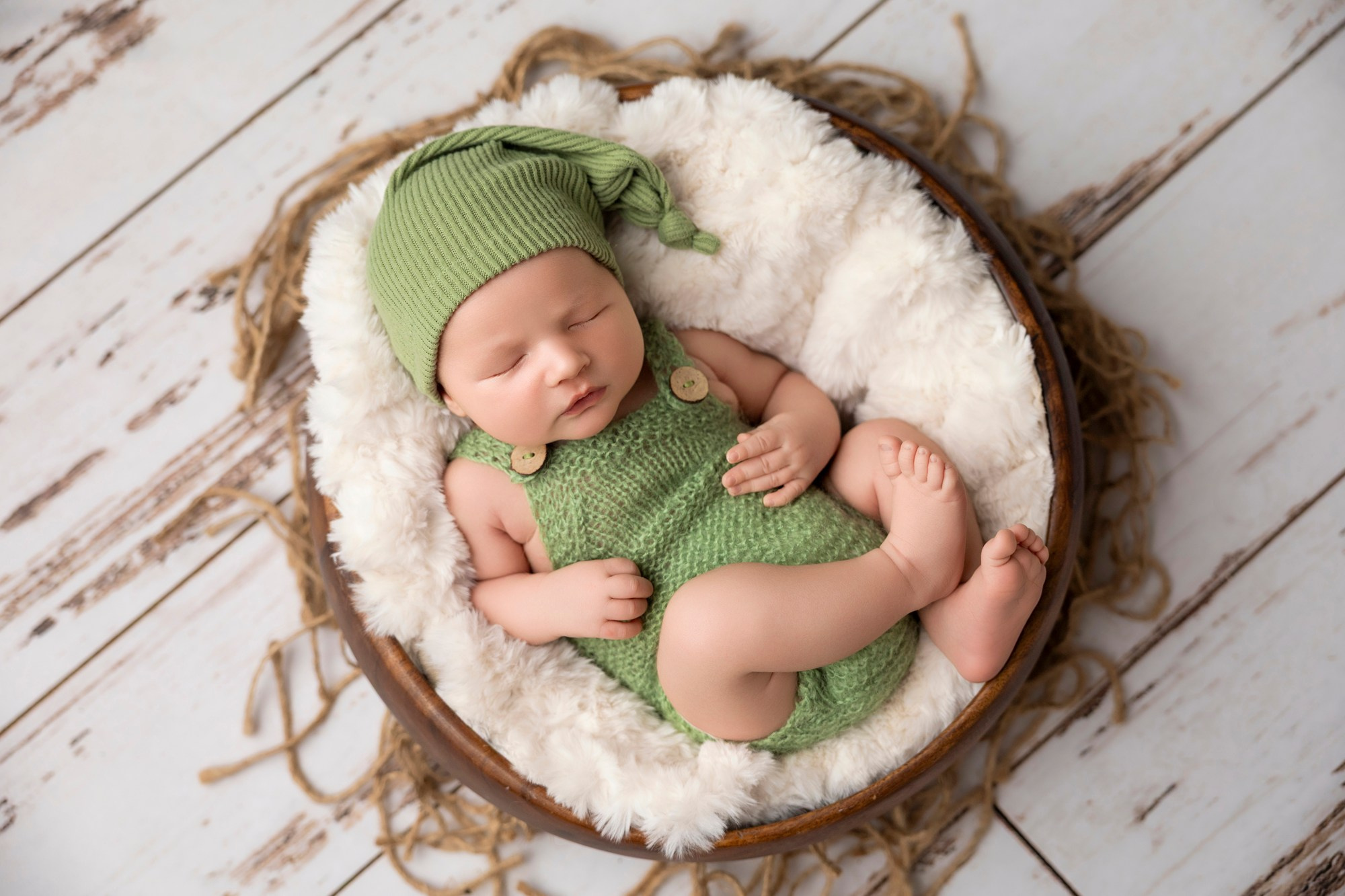 Newborn photos. Newborn photographer in Tampa Bay Area, FL
