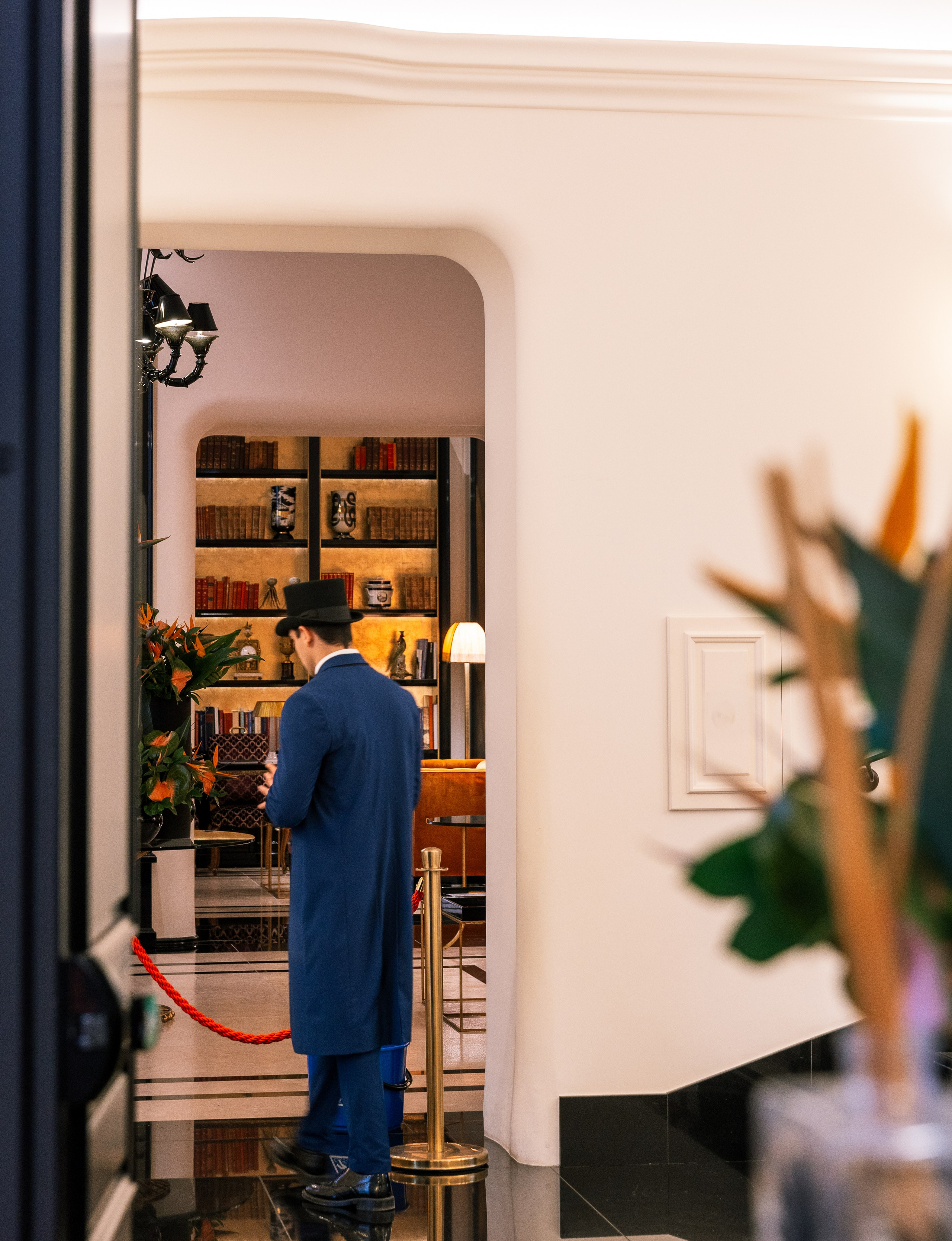 PALAZZO RIPETTA. Elizaveta Razumova: Cinematic Photography for Love, Weddings, Portraits & Brands