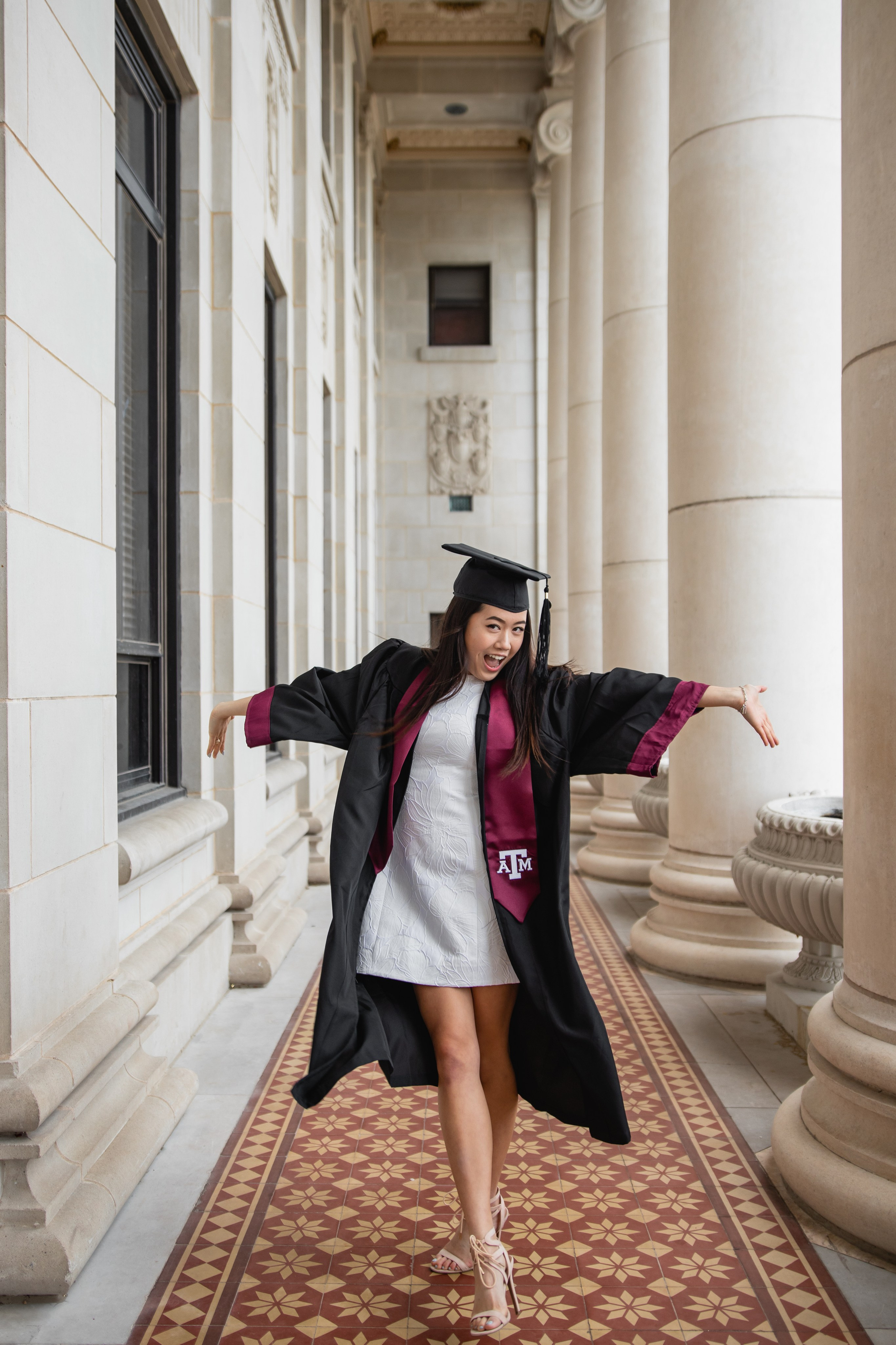 Kelly's senior photoshoot at Texas A&M University