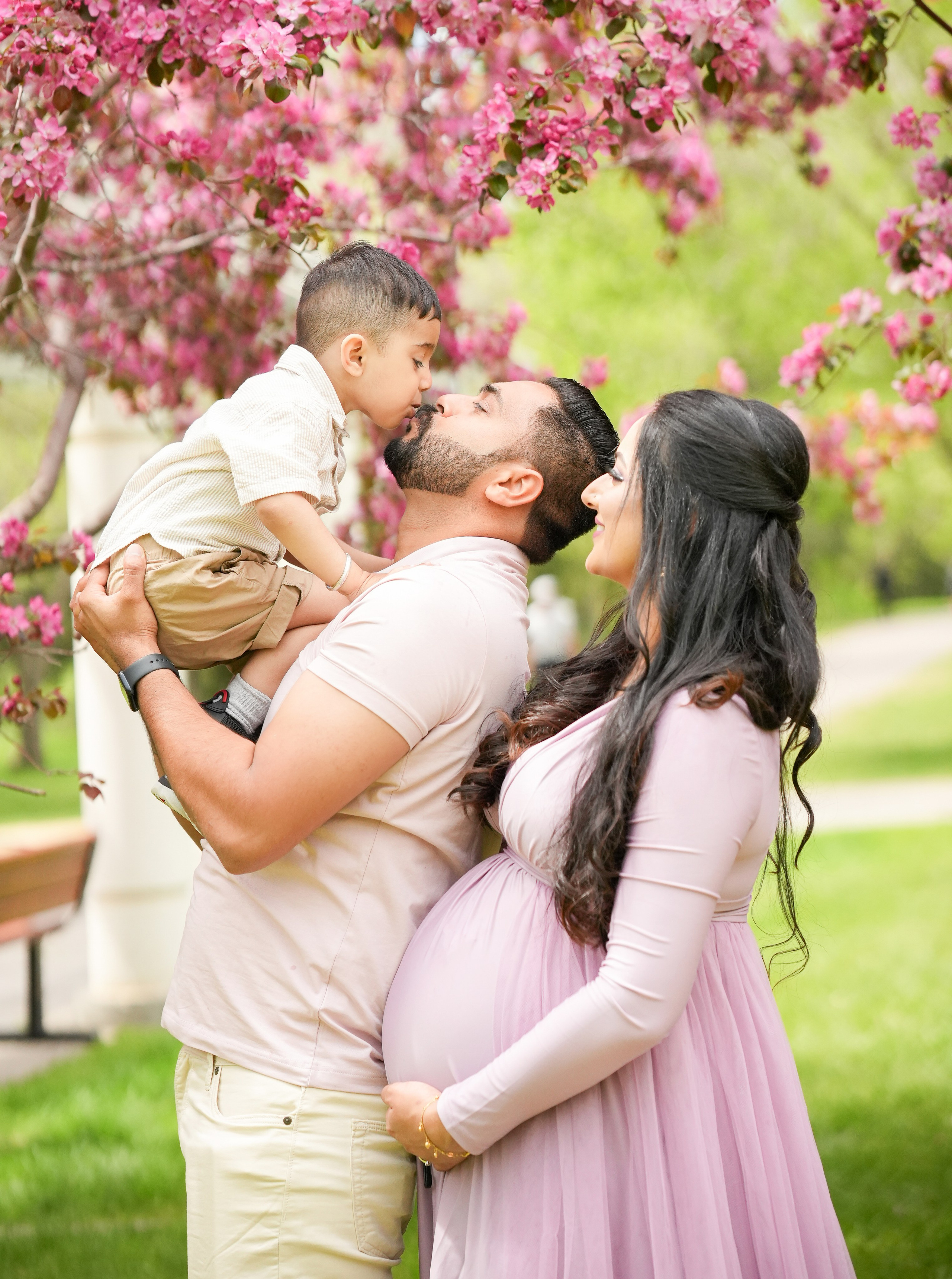 Spring Photo Day. Pashynska Photography | Calgary Wedding & Family Photographer