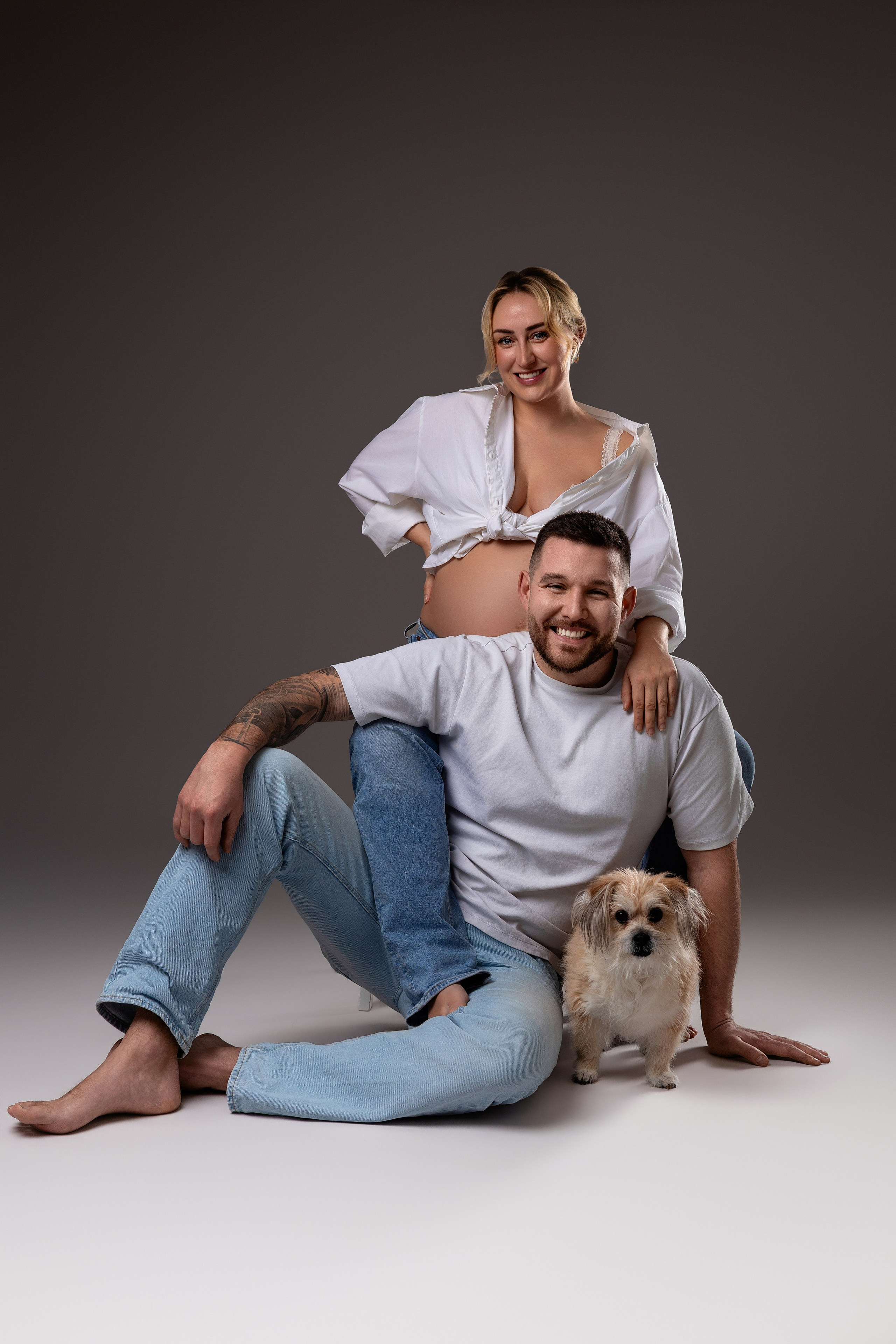 Babybauch. Neugeborene- Schwangerschaft- und Kinder Fotografin in Lehre