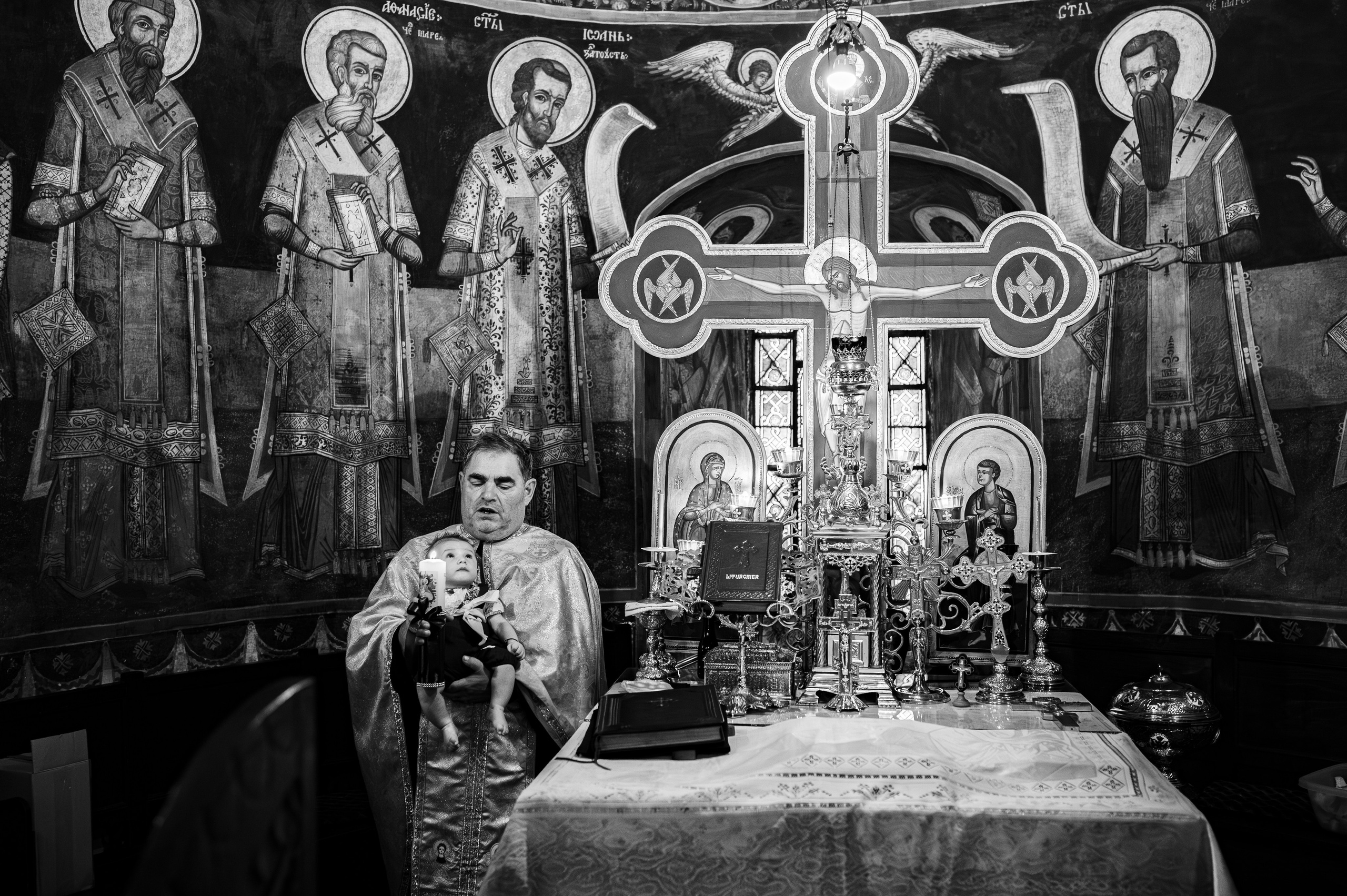 Eduard Ayan. Mugurel Olteanu Fotograf