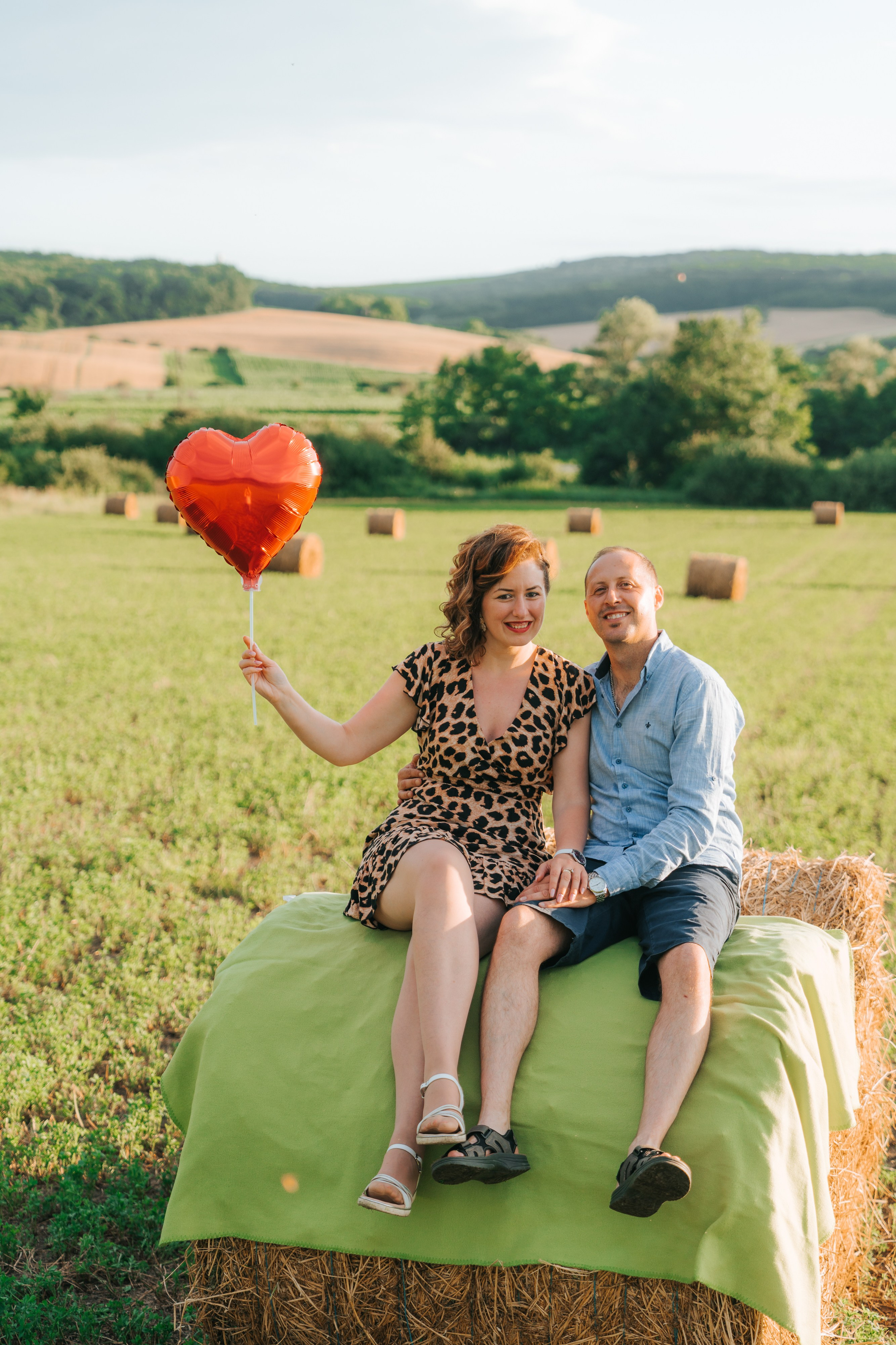 Iza & Isti — 10 Year Anniversary Photoshoot. Szili Szilagyi | Visual Storyteller