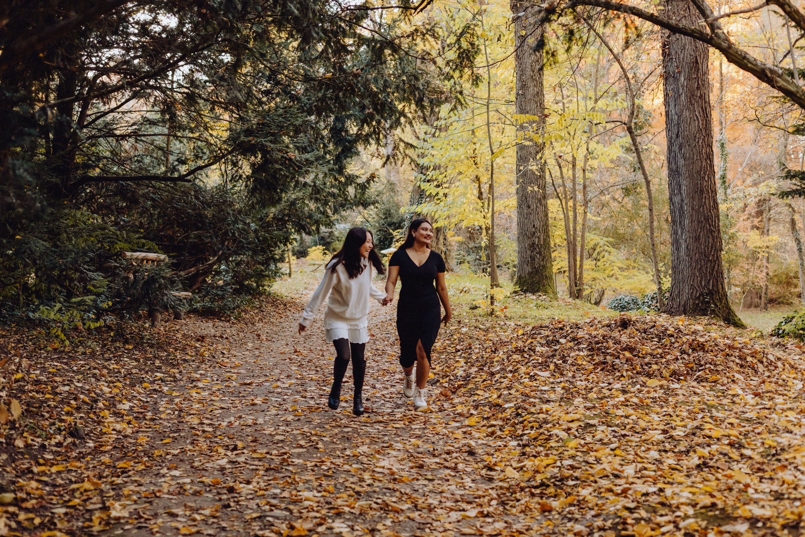 Bisma. Wedding & couple photographer from Romania Rut Vetan