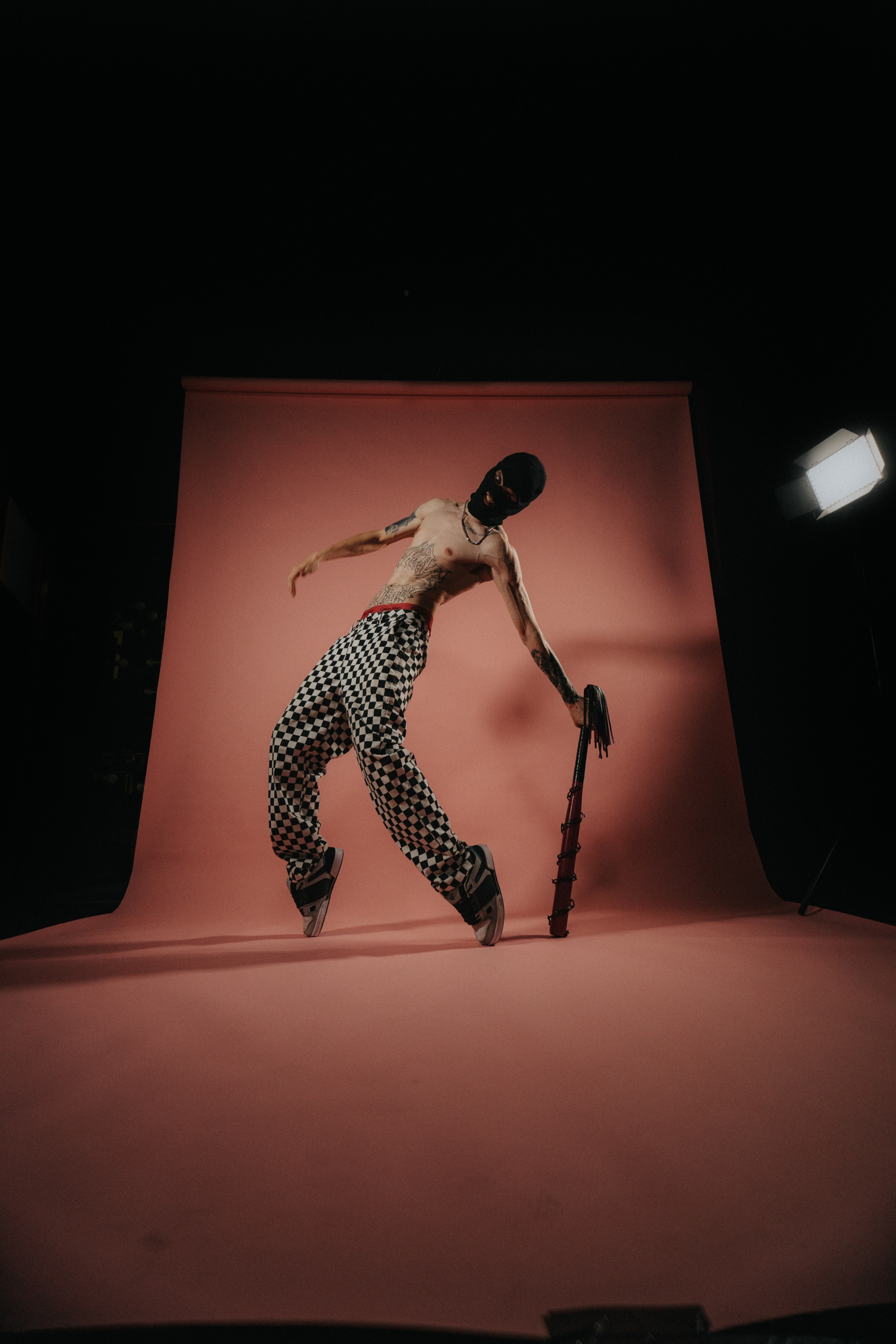 Dany Maloy (Hotbox vocalist). SomeGuys video production