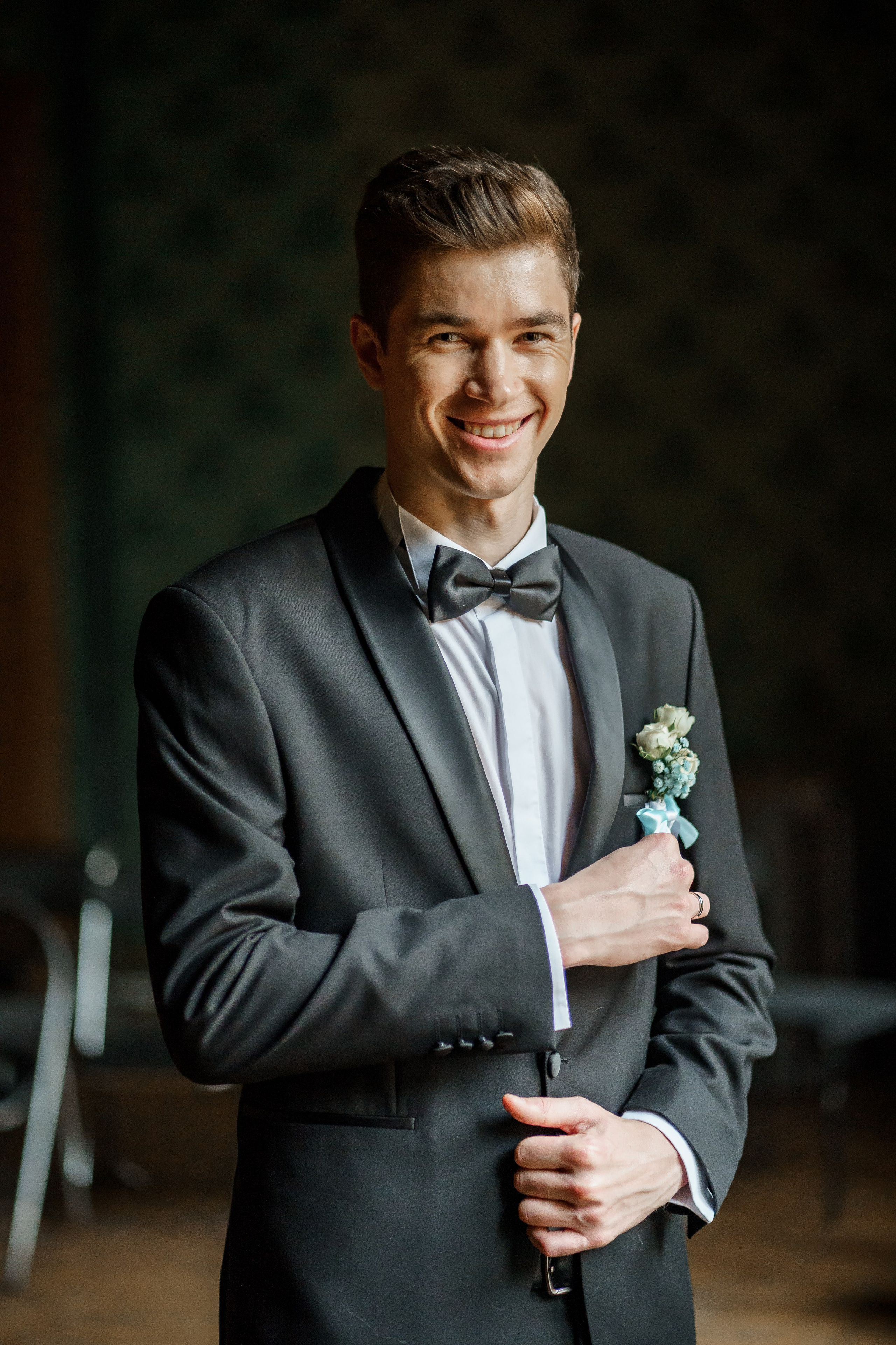 Der Bräutigam. Hochzeits- und Reportagefotograf für München, Regensburg, Deutschland RED LINE Media