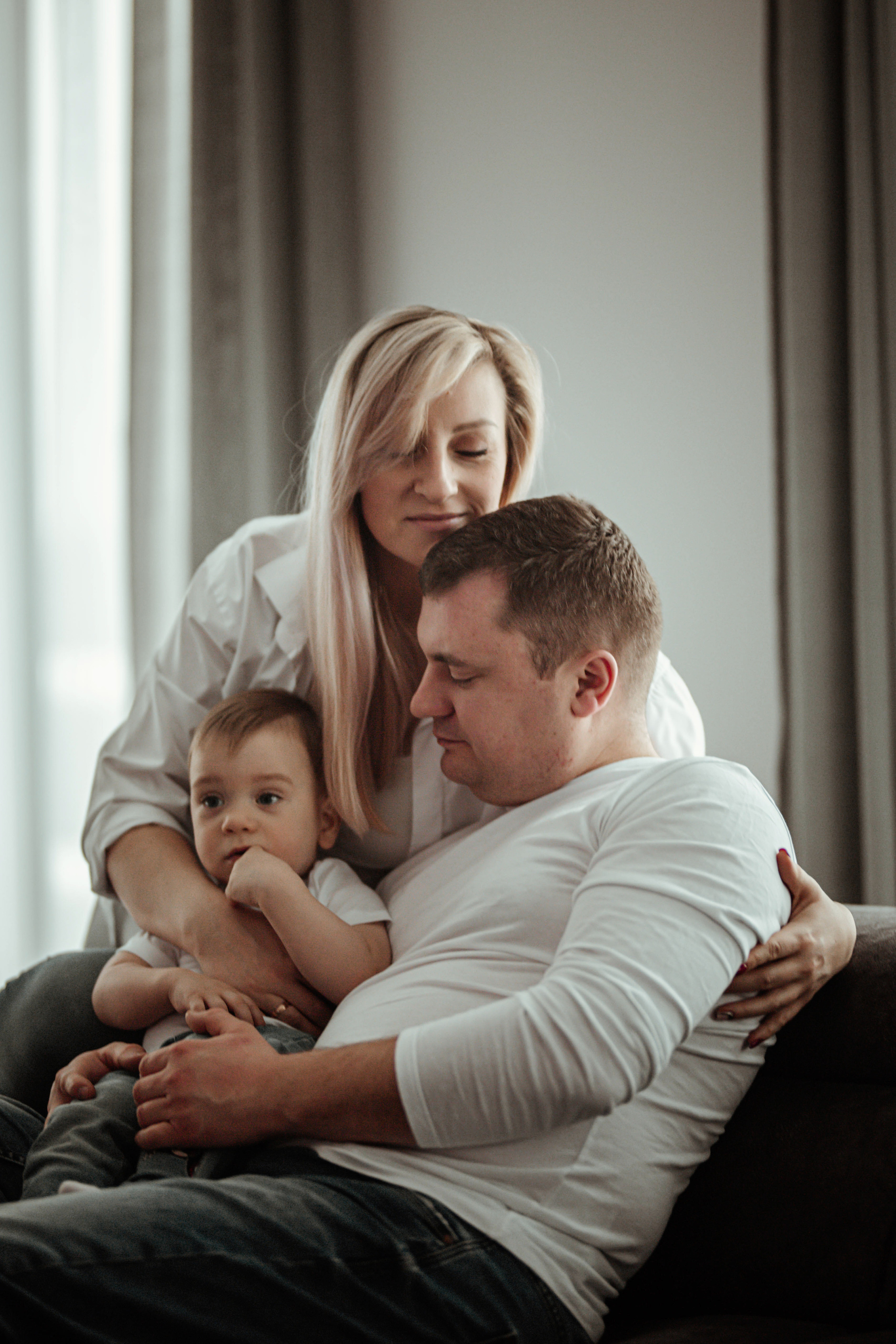 Violeta/Dima/Dominik. Wedding and family photographer in Lithuania — Yvanessa Gelvano