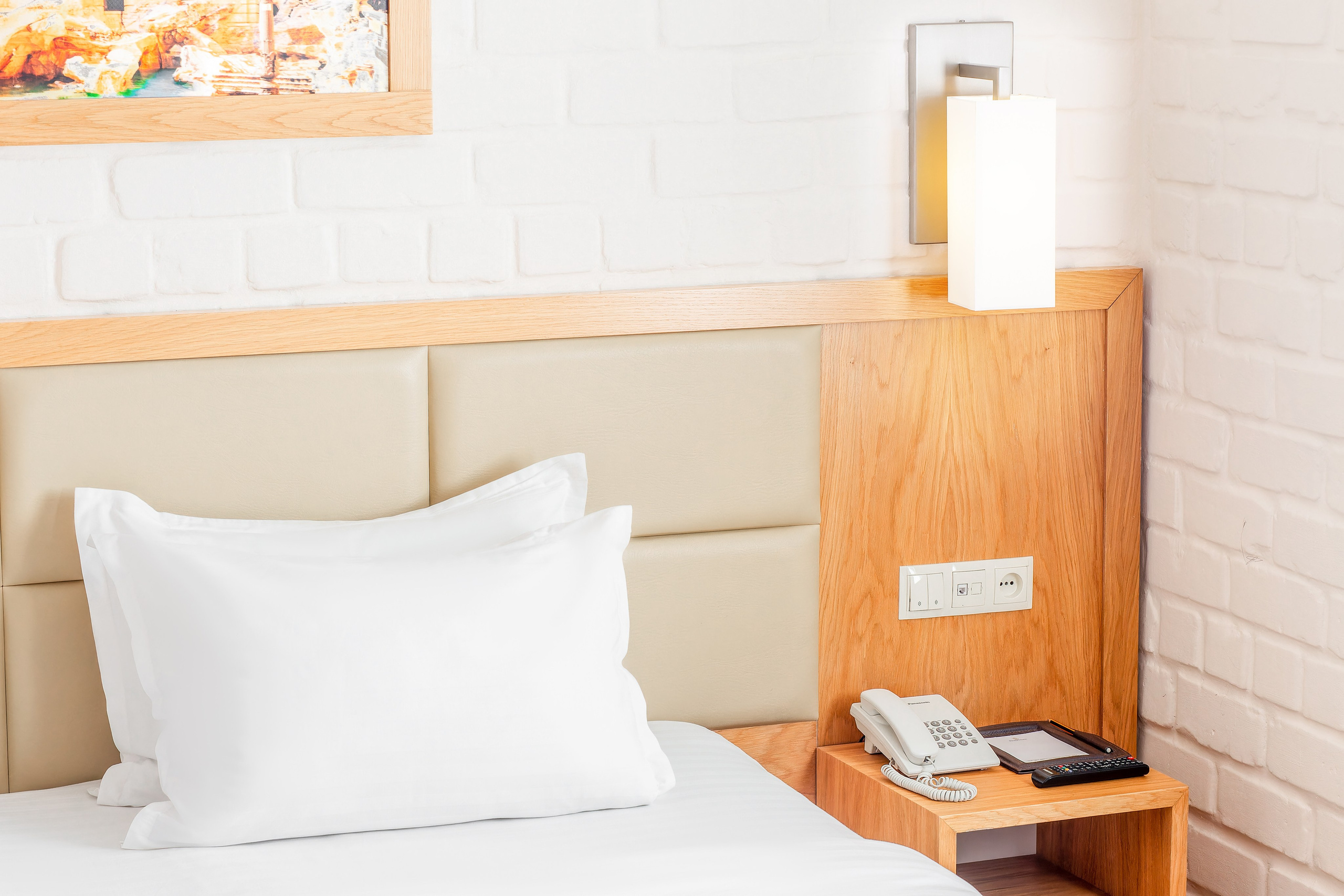 НОМЕР ДЕЛЮКС. ОНЛАЙН — ГАЛЛЕРЕЯ