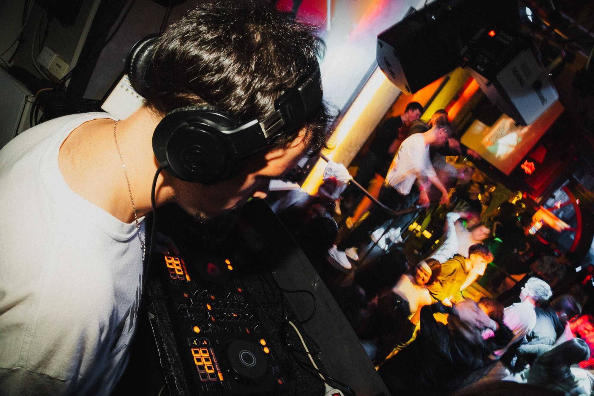 DJ. Photo by lenozavra