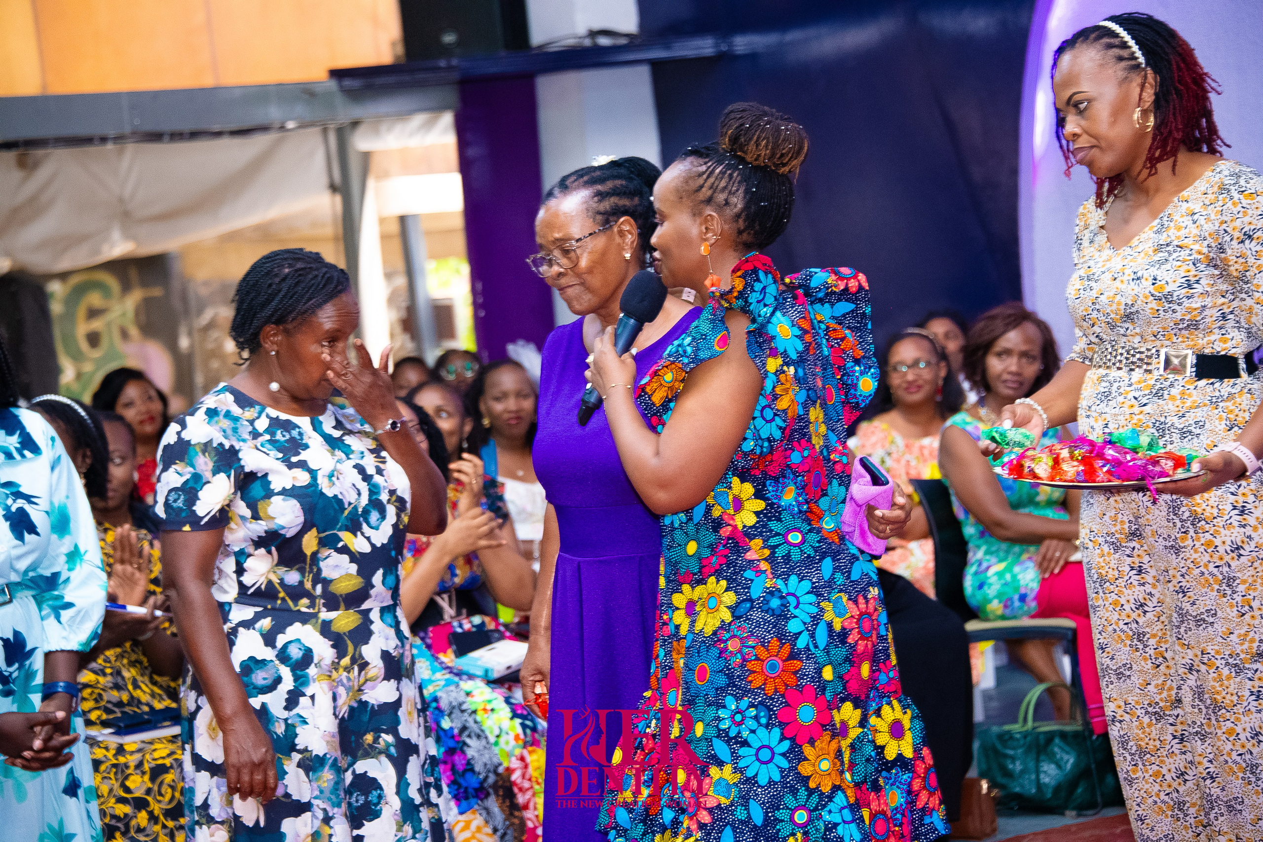 LADIES MINISTRY. Pastor Morris