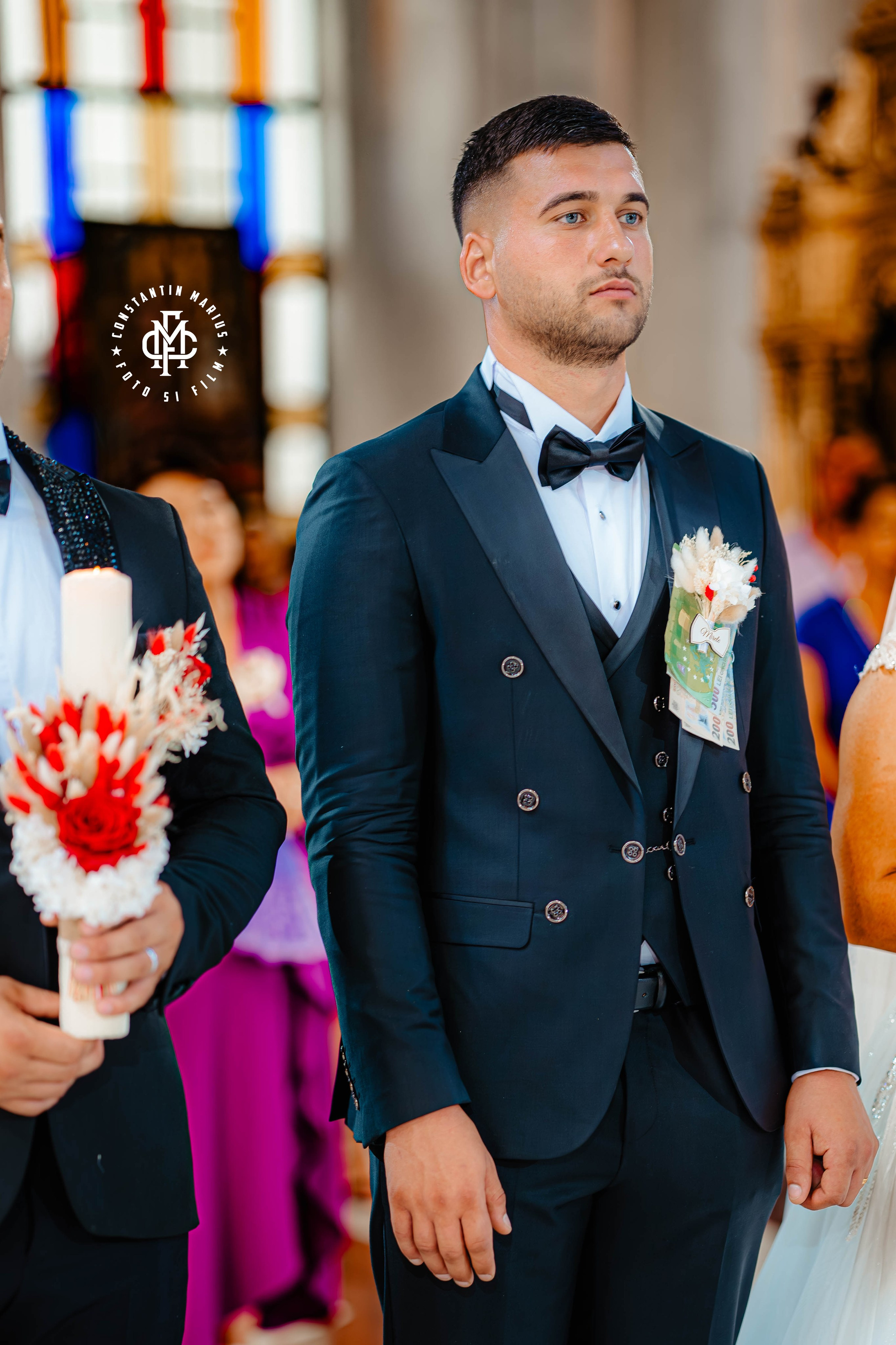 WEDDING PHOTOGRAPHY. DESPRE NOI