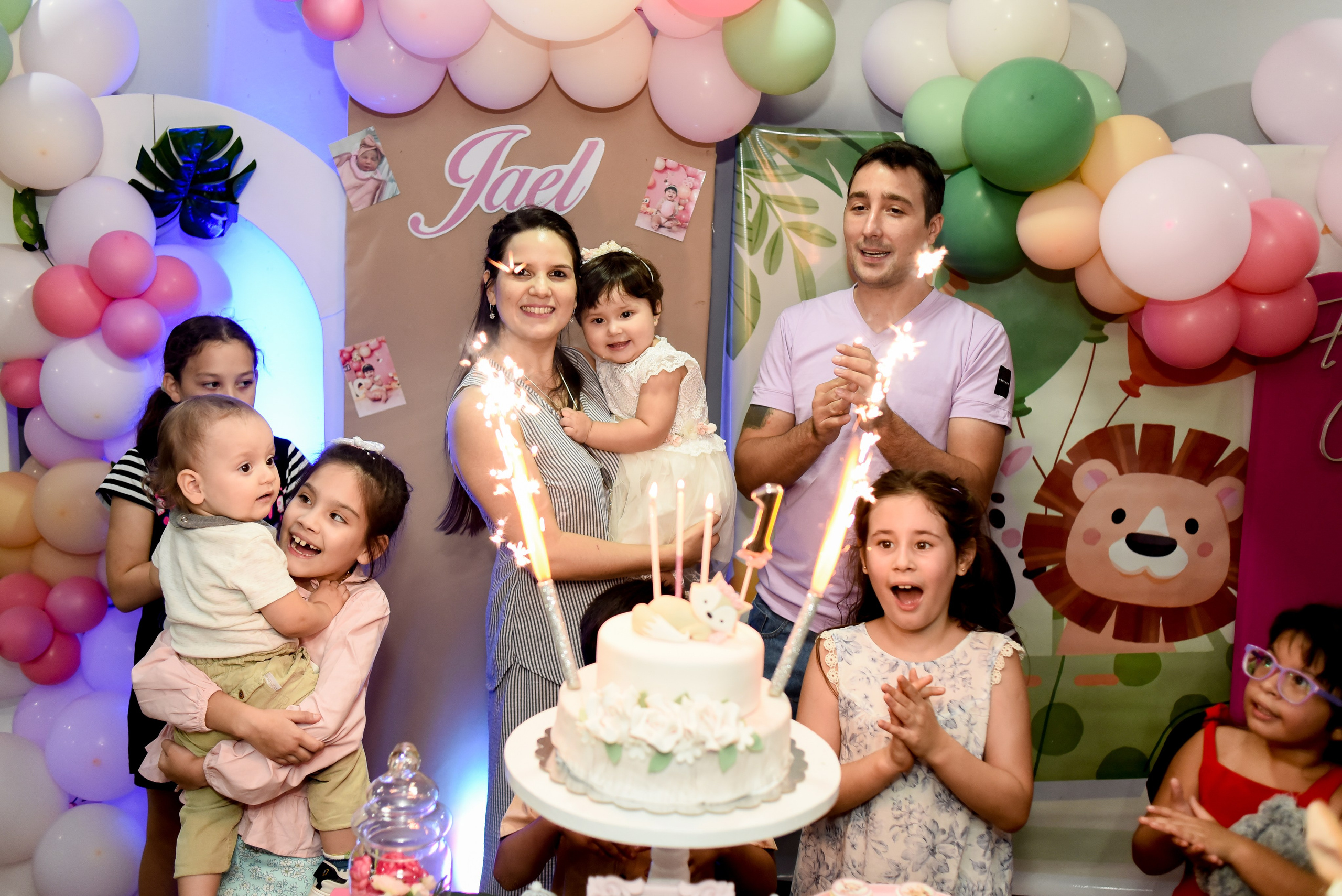 1er añito de Jael. Fotografo de casamiento en misiones y fotógrafo de familia  Posadas