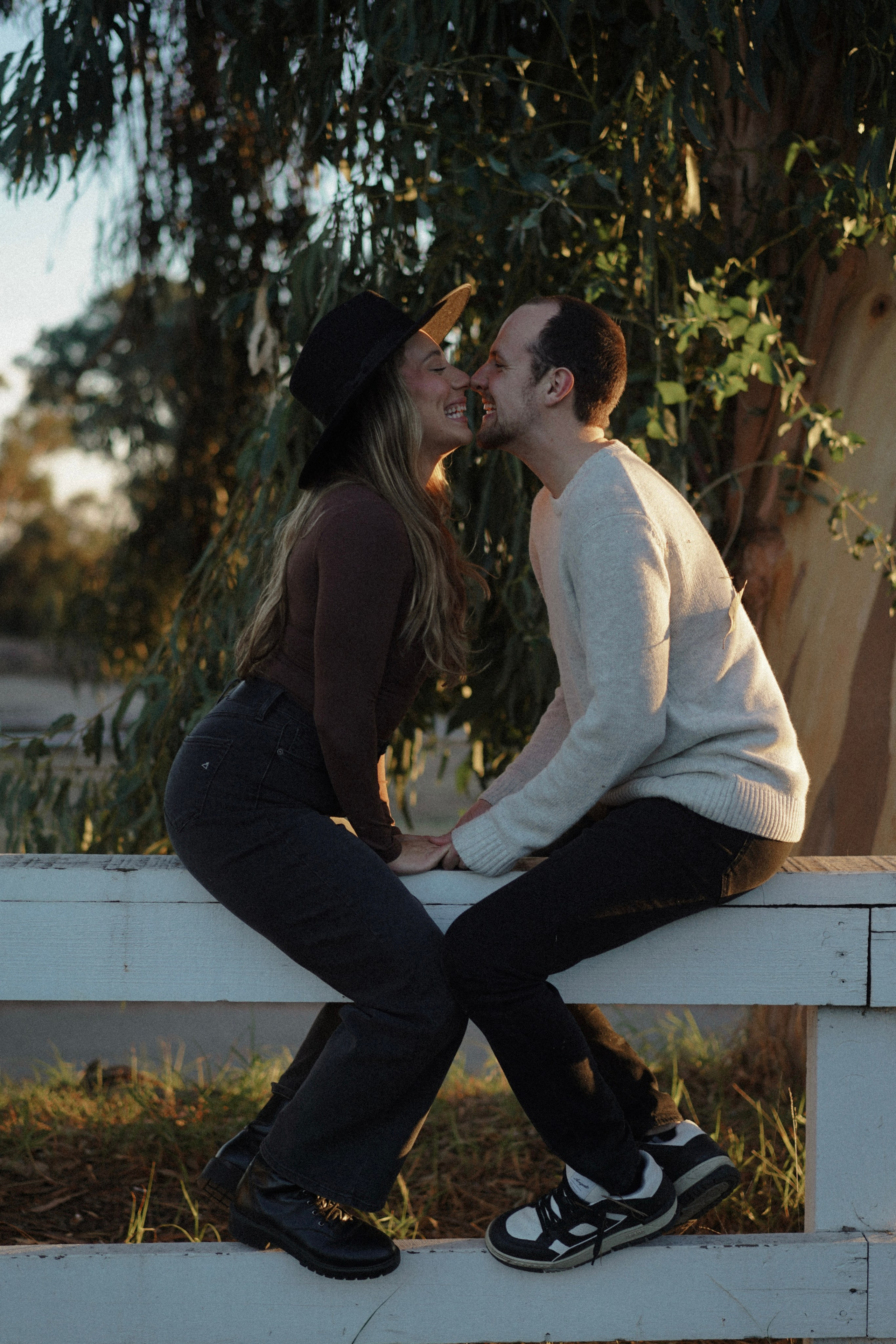 Love story photoshoot. Engagement photoshoot. Couple photoshoot. Malibu. Family photoshoot, Get away photoshoot in California. Beautiful love story photoshoot.