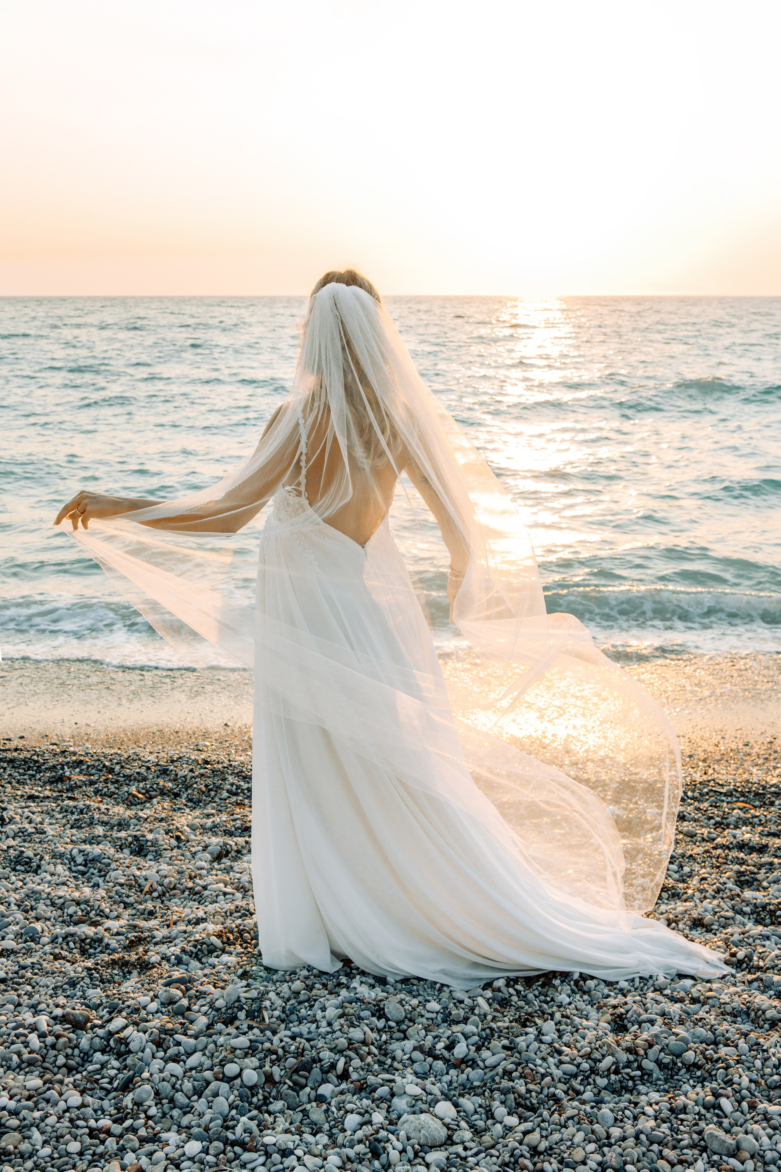 Where the Earth Meets the Sky. Portrait- und Hochzeitsfotografin Irene Art Photo mit Sitz auf der griechischen Insel Rhodos